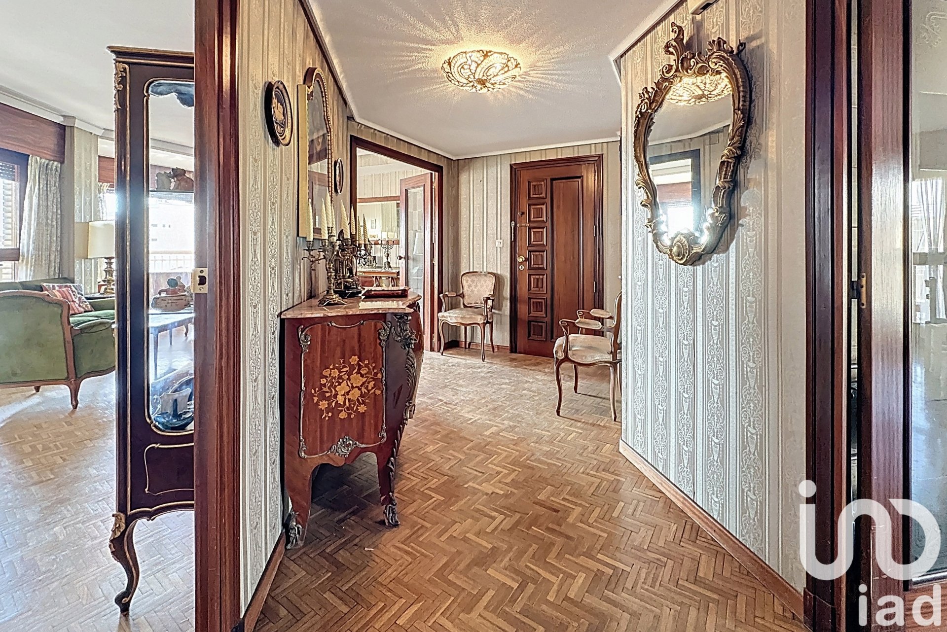 Dzīvoklis Zaragoza, Spānijā 5 istabas, 211 m2 Nr. 153513