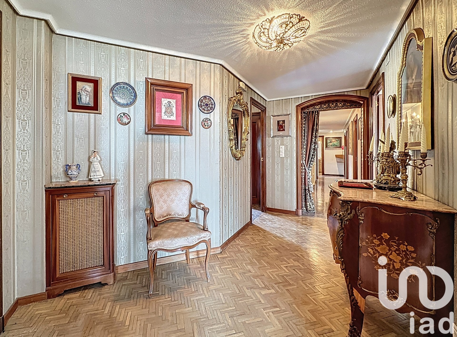 Dzīvoklis Zaragoza, Spānijā 5 istabas, 211 m2 Nr. 153513