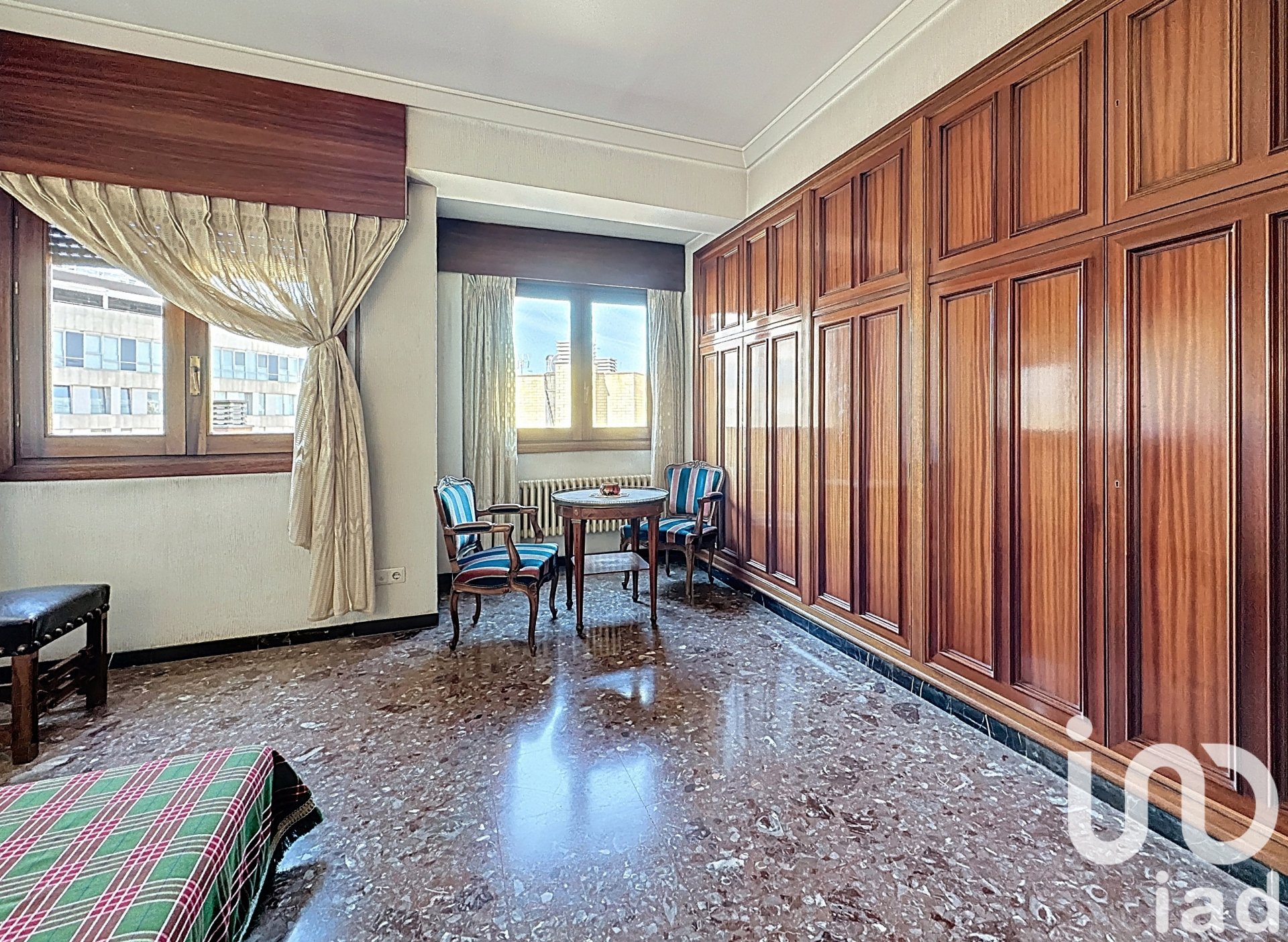 Dzīvoklis Zaragoza, Spānijā 5 istabas, 211 m2 Nr. 153513