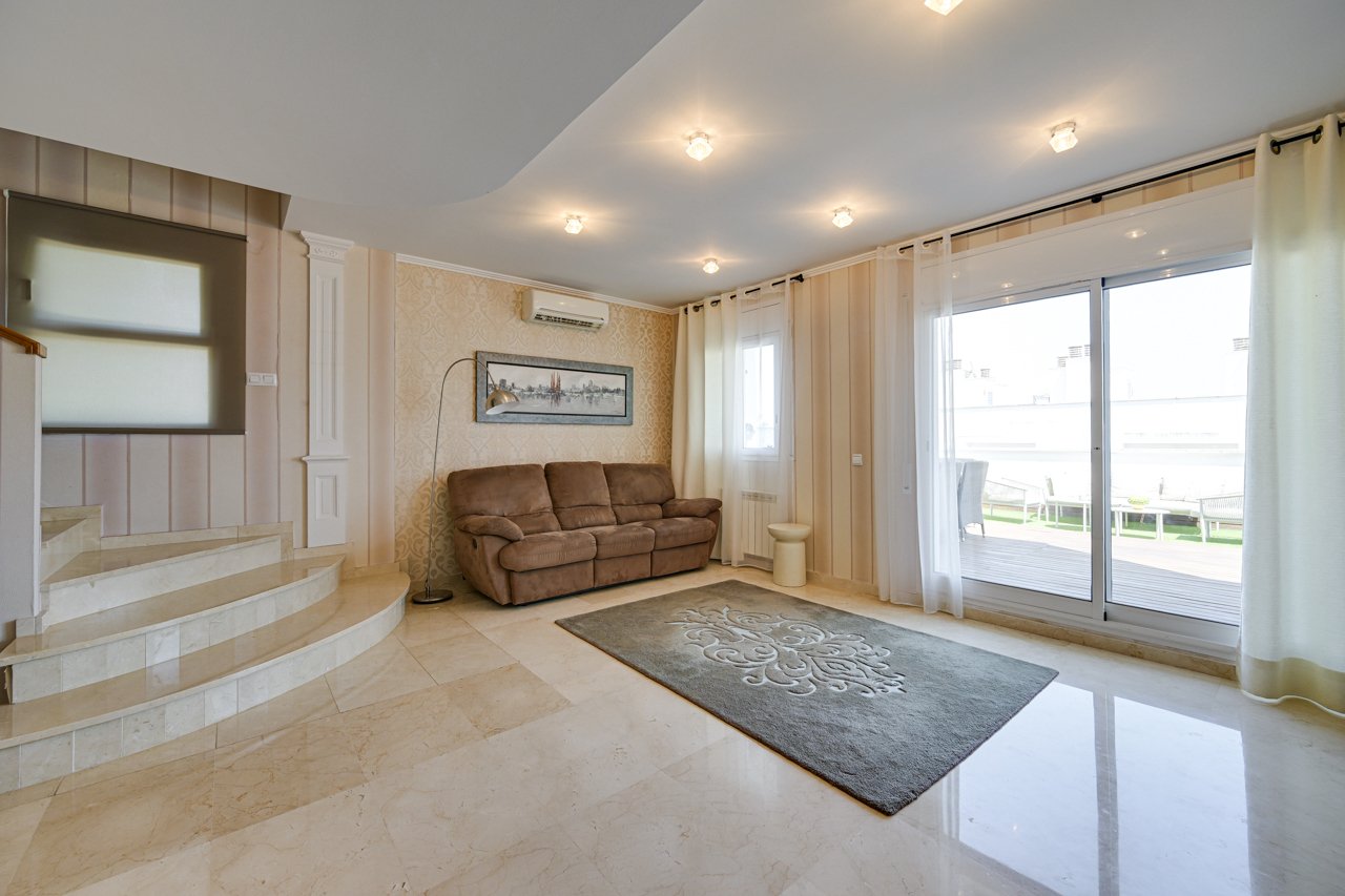 Townhouse in Lloret de Mar, Girona, Spanien 4 Schlafzimmer, 264 m2 Nr. 164575