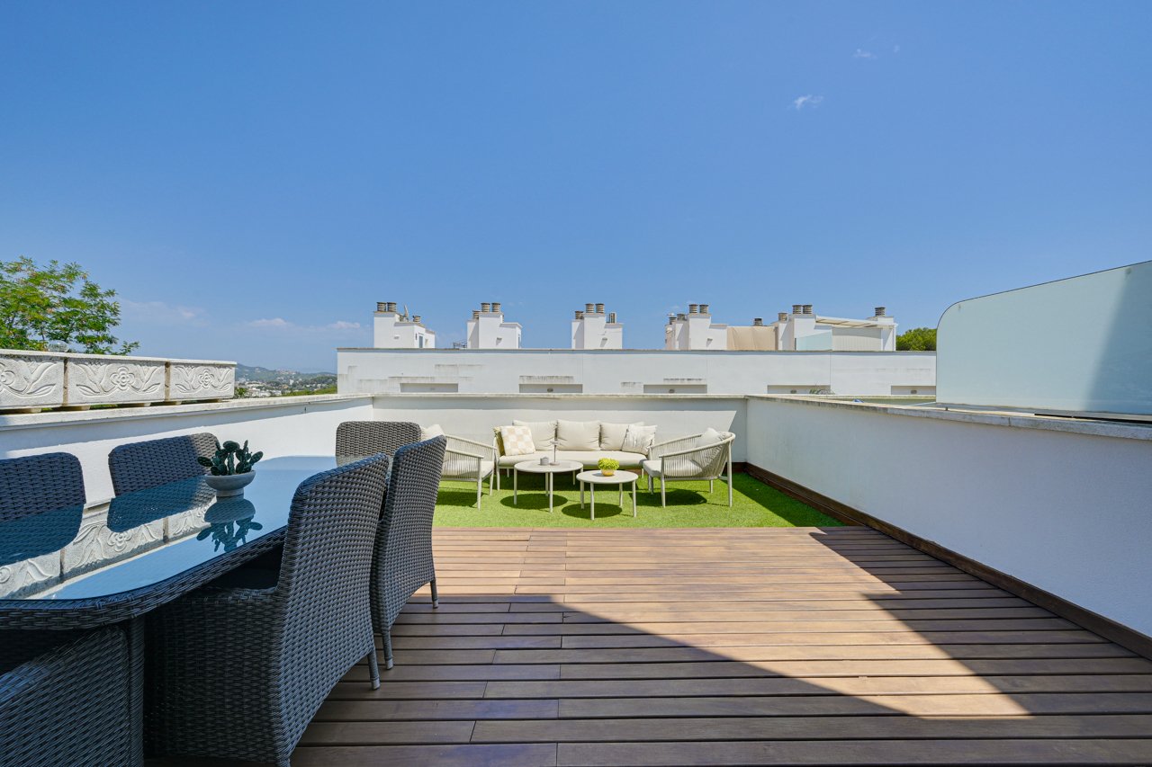 Townhouse in Lloret de Mar, Girona, Spanien 4 Schlafzimmer, 264 m2 Nr. 164575