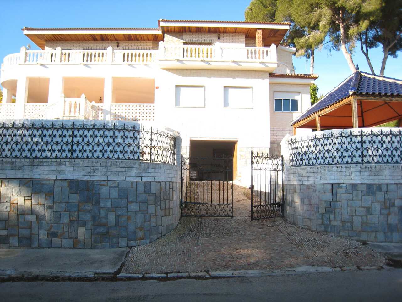 Huvila Dehesa De Campoamor, Alicante, Espanja 10 makuuhuonetta,  No. 190338