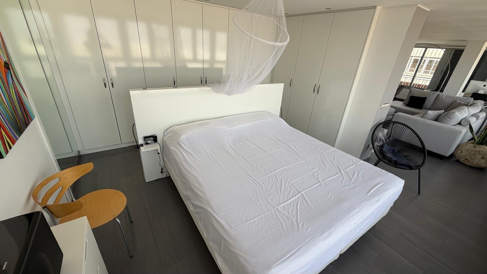 Apartamento en Torrevieja, Alicante, España 2 dormitorios, 94 m2 No. 190342