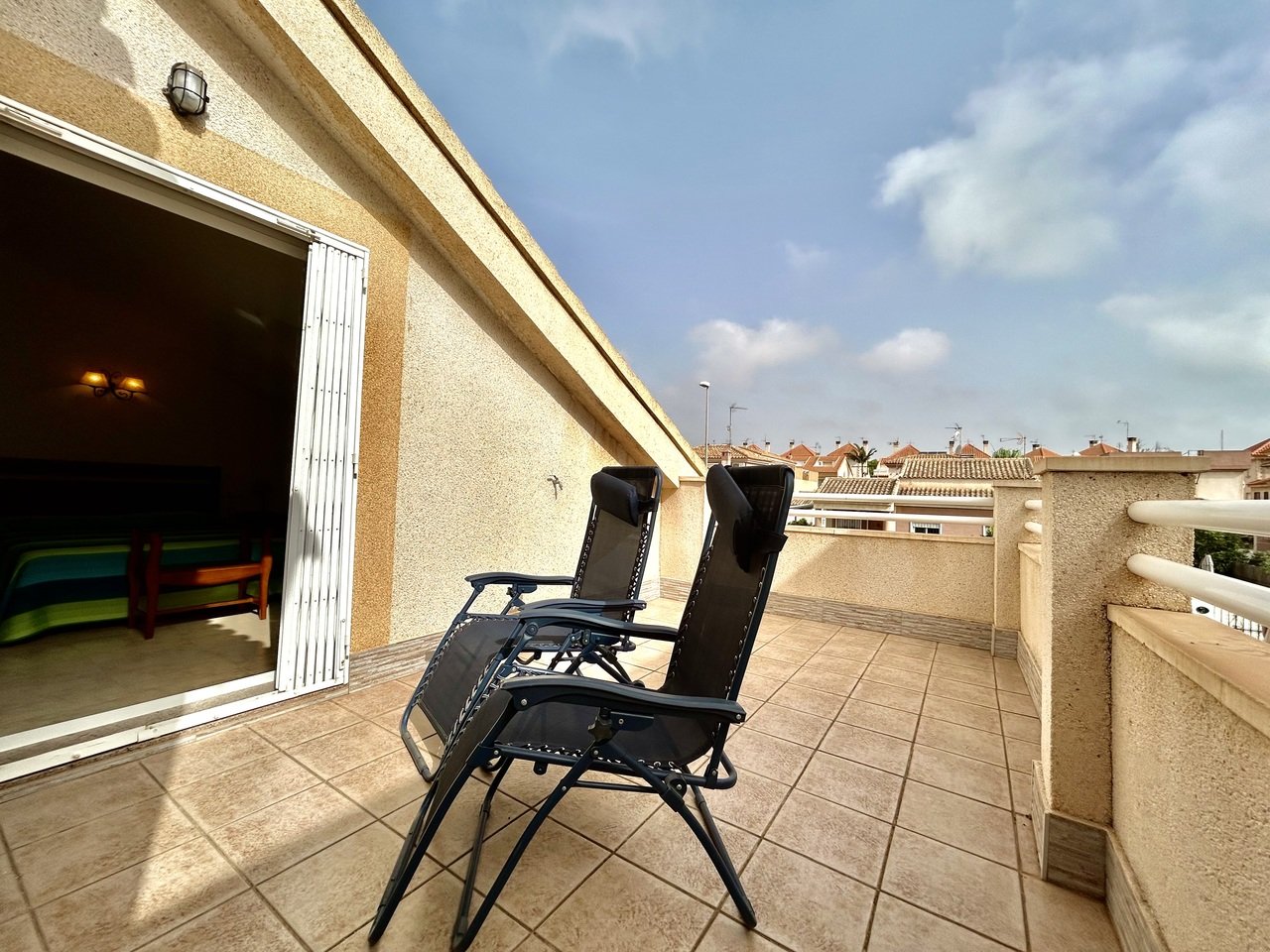 Villetta a schiera a Torre de la Horadada, Alicante, Spagna 3 camere da letto, 132 mq. N° 190341