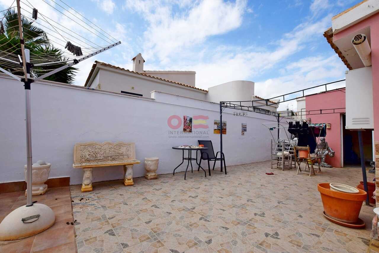 Huvila Cabo Roig, Alicante, Espanja 4 makuuhuonetta,  No. 190339