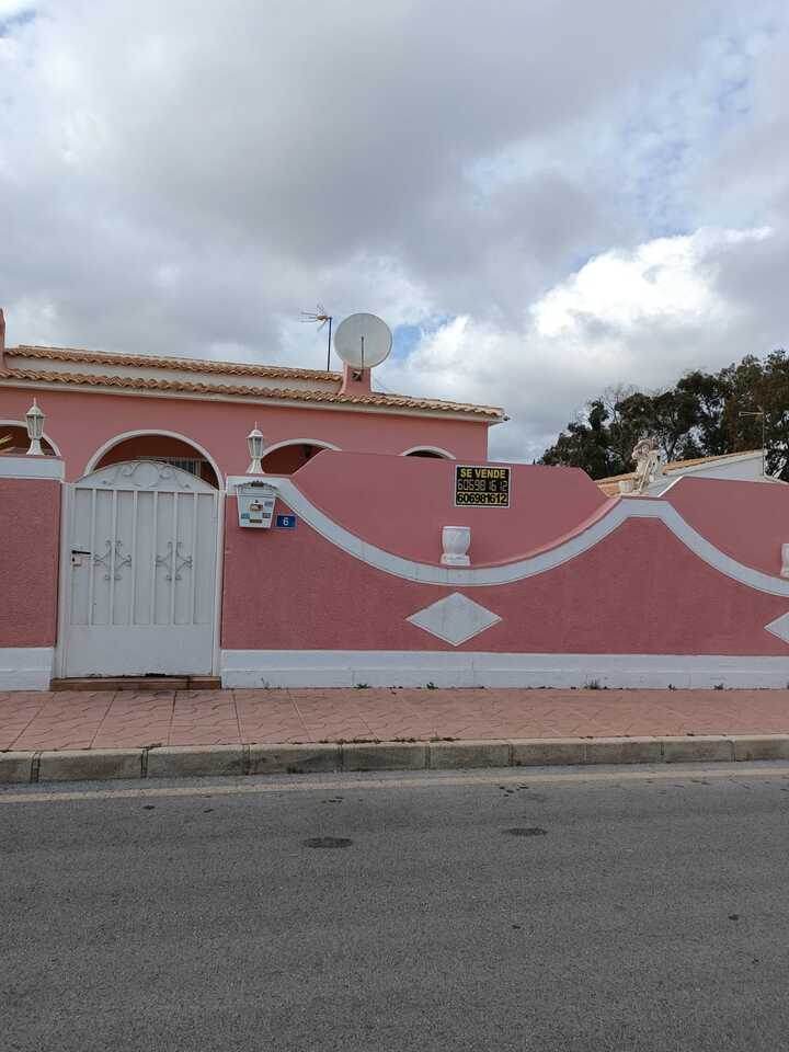 Huvila Cabo Roig, Alicante, Espanja 4 makuuhuonetta,  No. 190339
