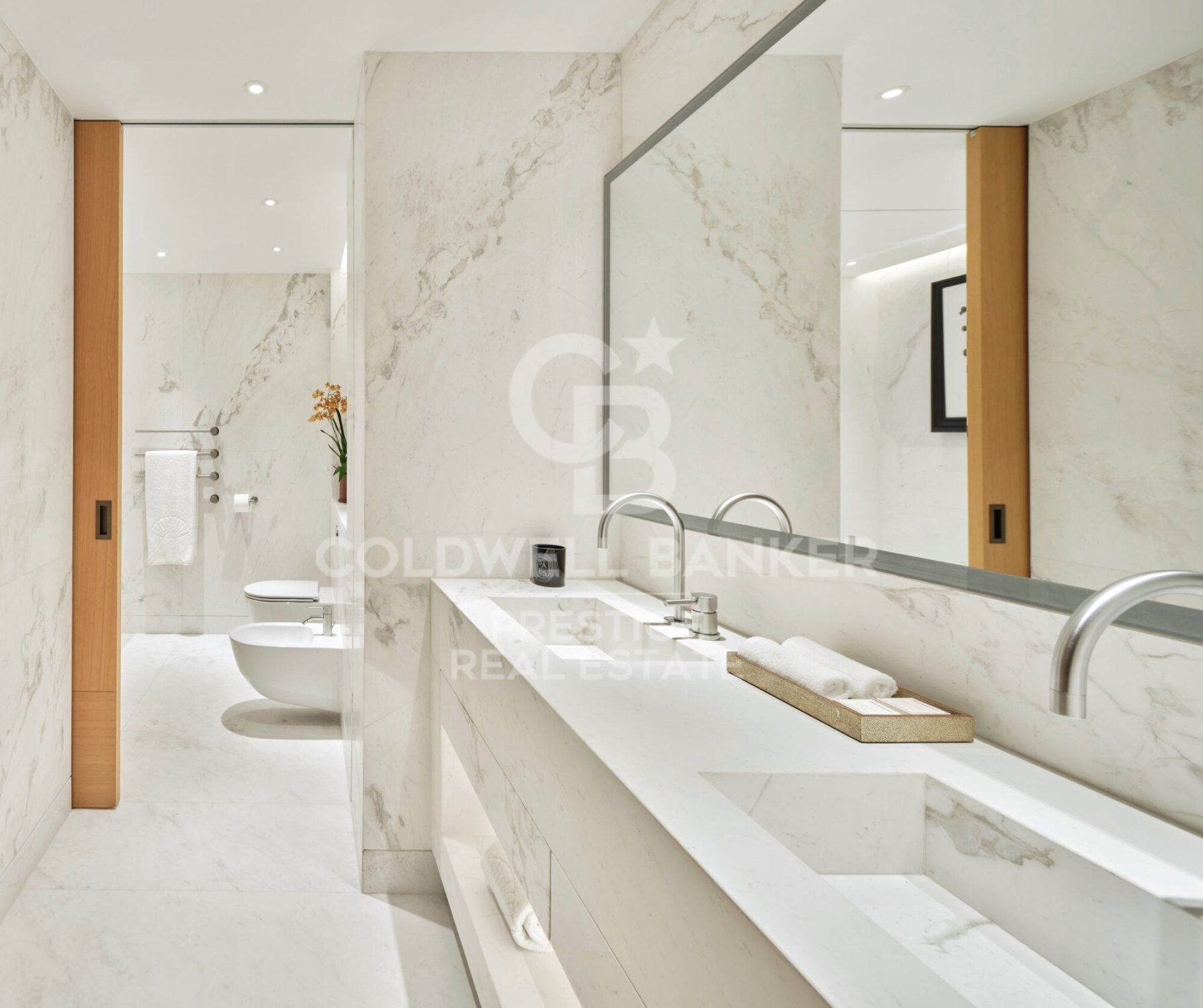 Apartment in Barcelona, Spain 2 bedrooms, 292 sq.m. No. 160285