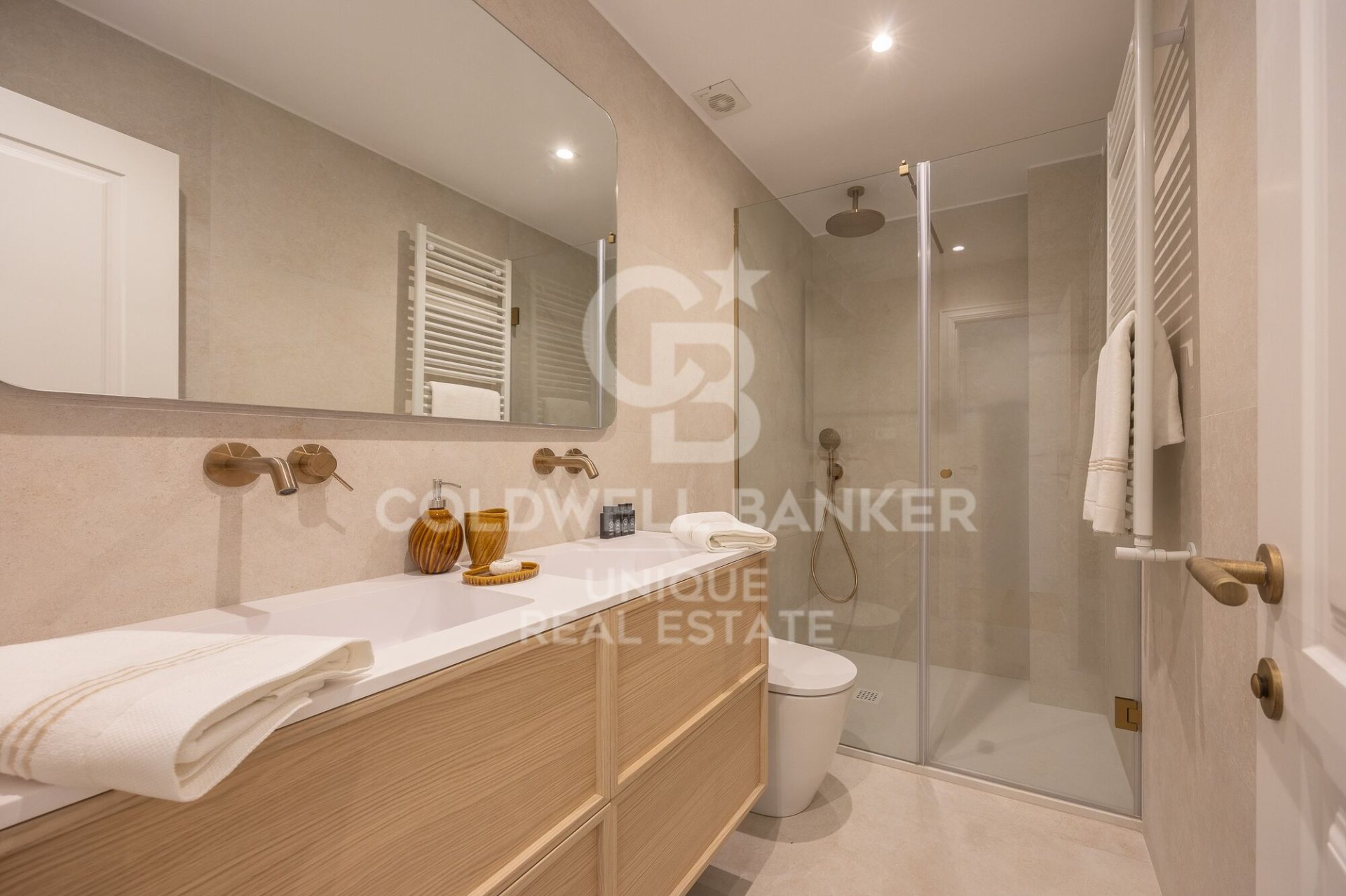 Dzīvoklis Madrid, Spānijā 3 istabas, 200 m2 Nr. 157319