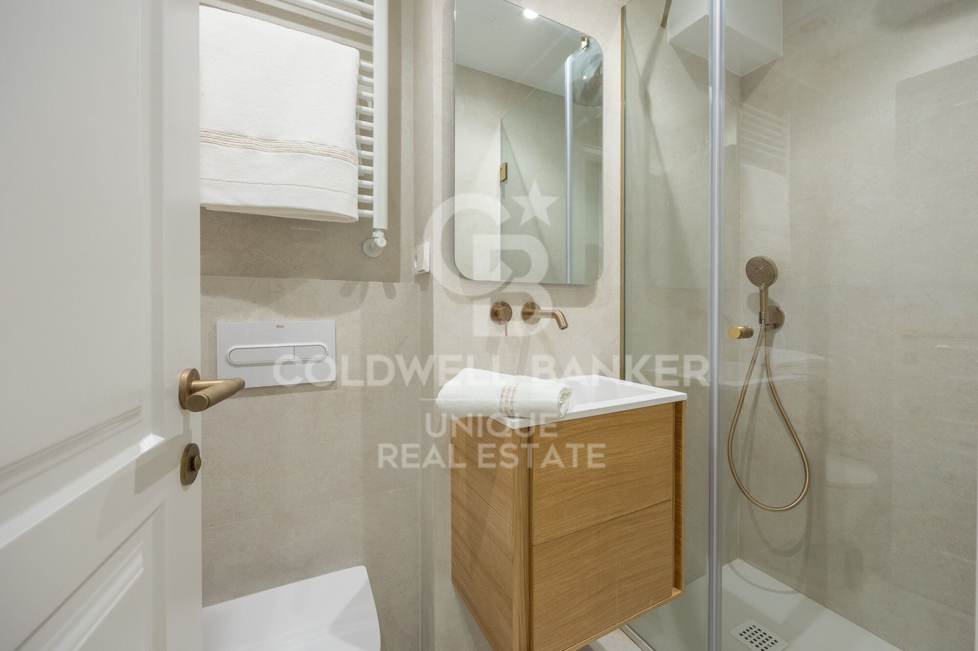 Dzīvoklis Madrid, Spānijā 3 istabas, 200 m2 Nr. 157319
