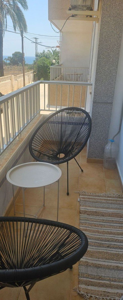 Apartamento en Punta Prima, Alicante, España 3 dormitorios, 95 m2 No. 154510