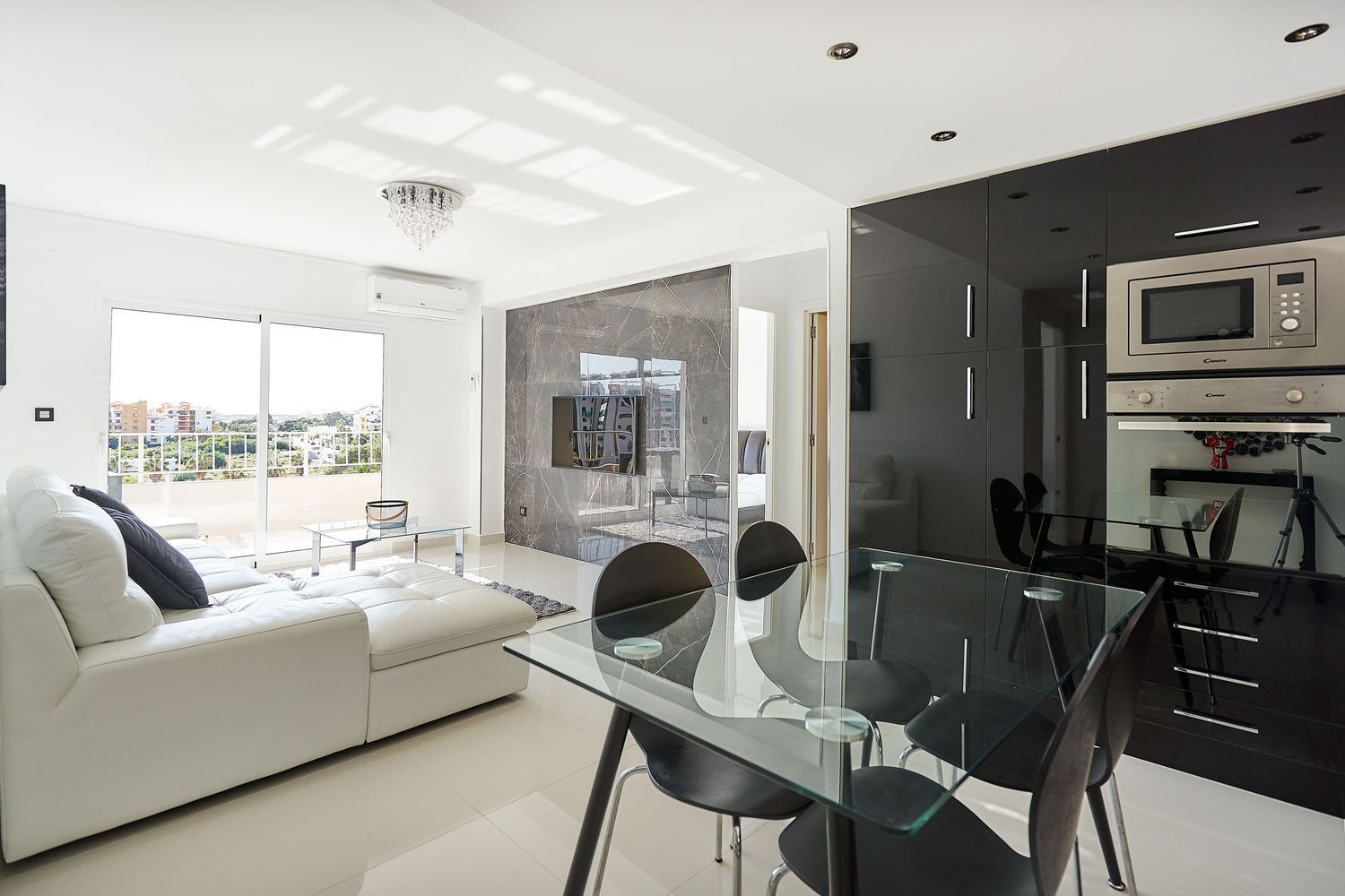 Apartament w Punta Prima, Alicante, Hiszpania 3 sypialnie, 88 mkw. nr 154511