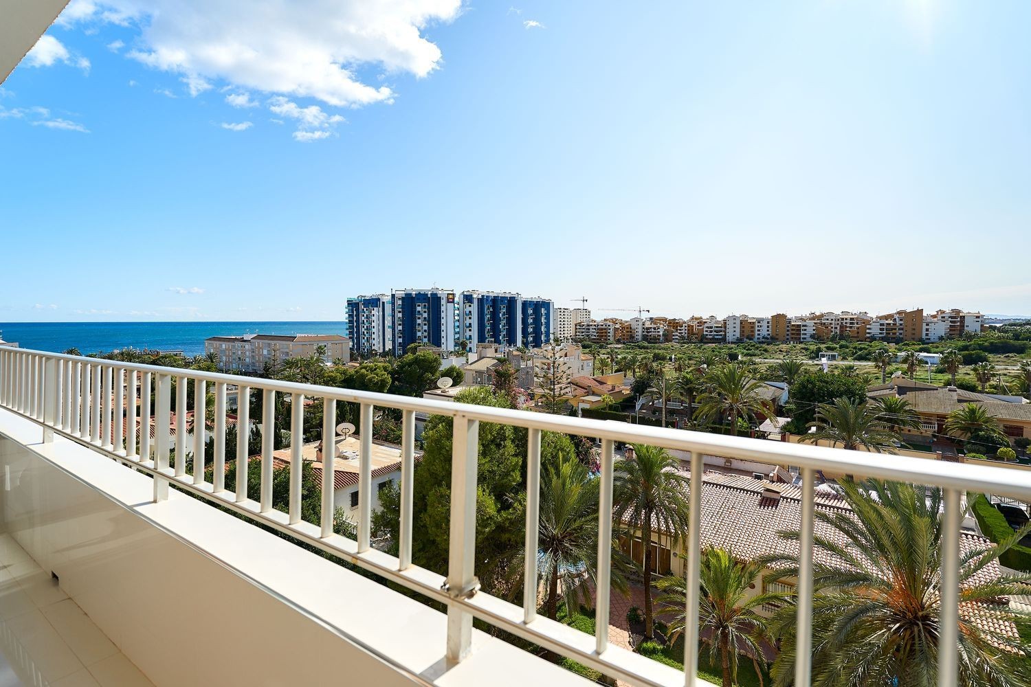 Apartament w Punta Prima, Alicante, Hiszpania 3 sypialnie, 88 mkw. nr 154511