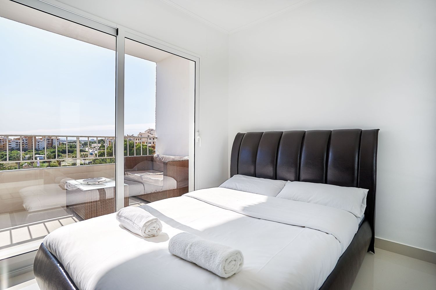 Apartament w Punta Prima, Alicante, Hiszpania 3 sypialnie, 88 mkw. nr 154511