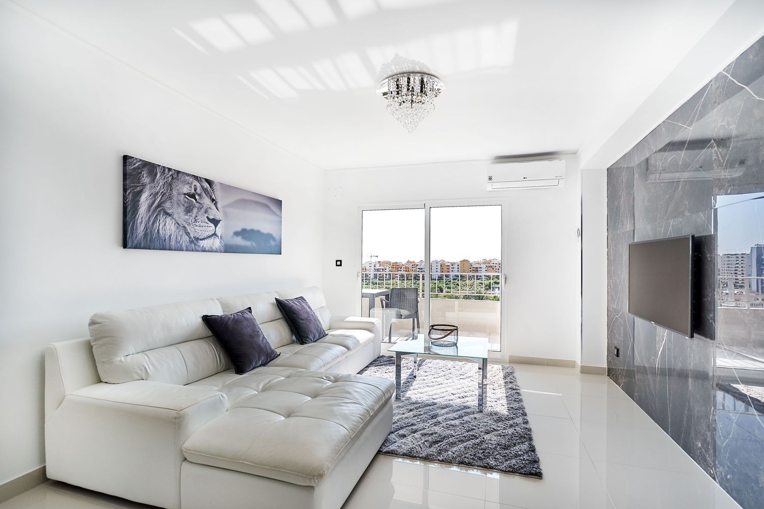 Apartament w Punta Prima, Alicante, Hiszpania 3 sypialnie, 88 mkw. nr 154511