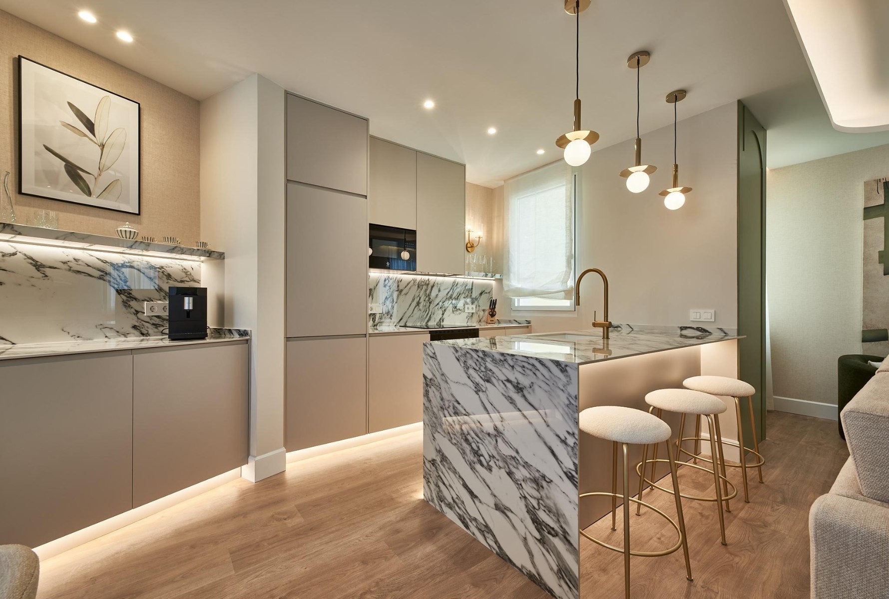 Apartamento en Madrid, España 2 dormitorios, 98 m2 No. 134730