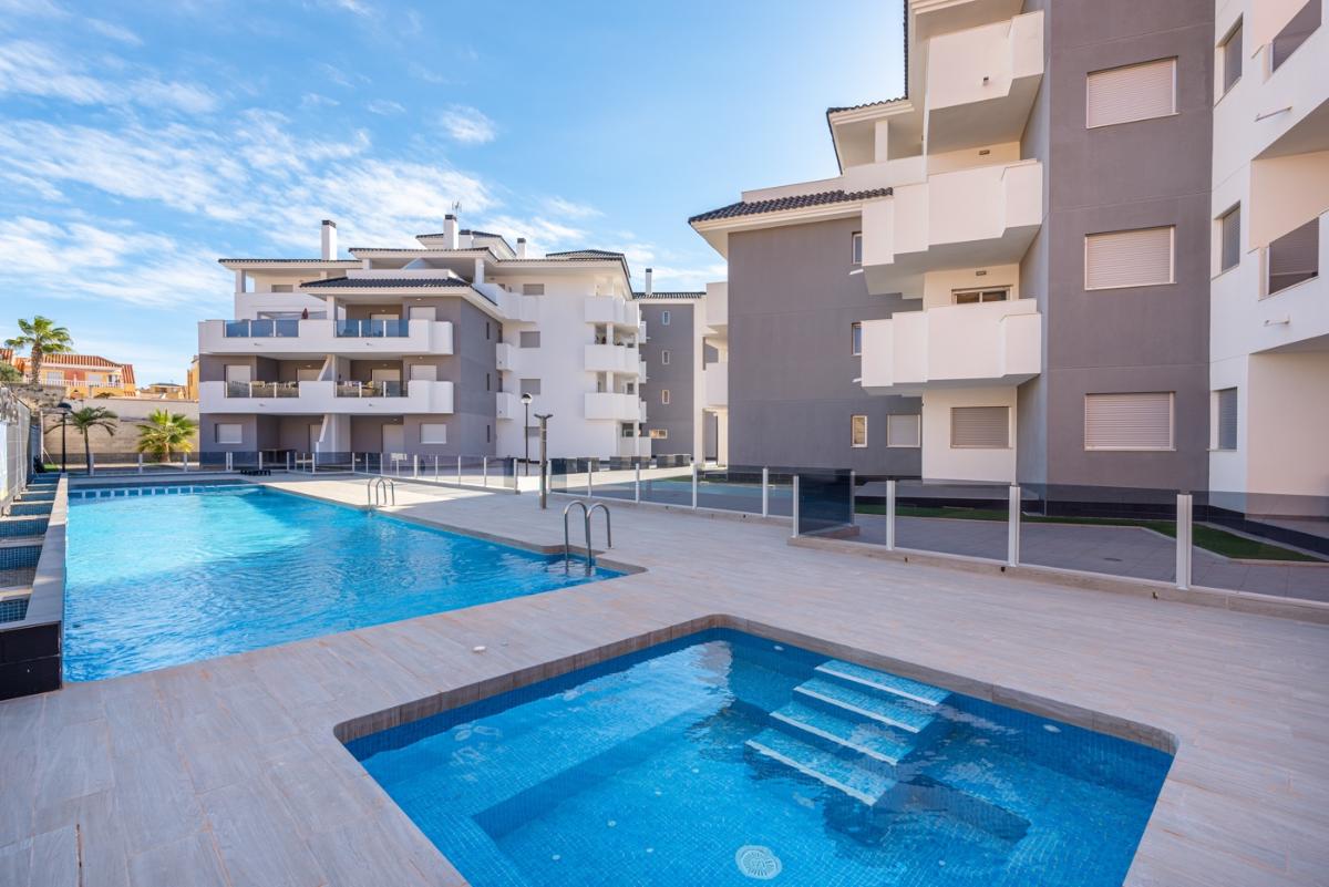 Lägenhet i Alicante, Spanien 2 sovrum, 65 kvm. Nr. 183747