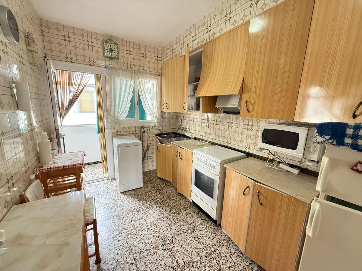 Apartment in Guardamar del Segura, Alicante, Spain 3 bedrooms, 77 sq.m. No. 183744