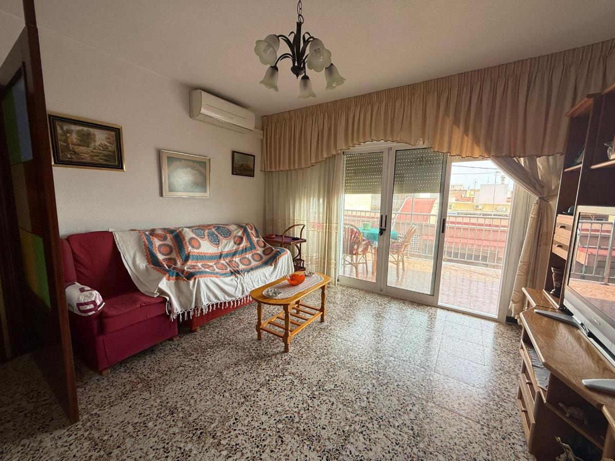 Apartment in Guardamar del Segura, Alicante, Spain 3 bedrooms, 77 sq.m. No. 183744