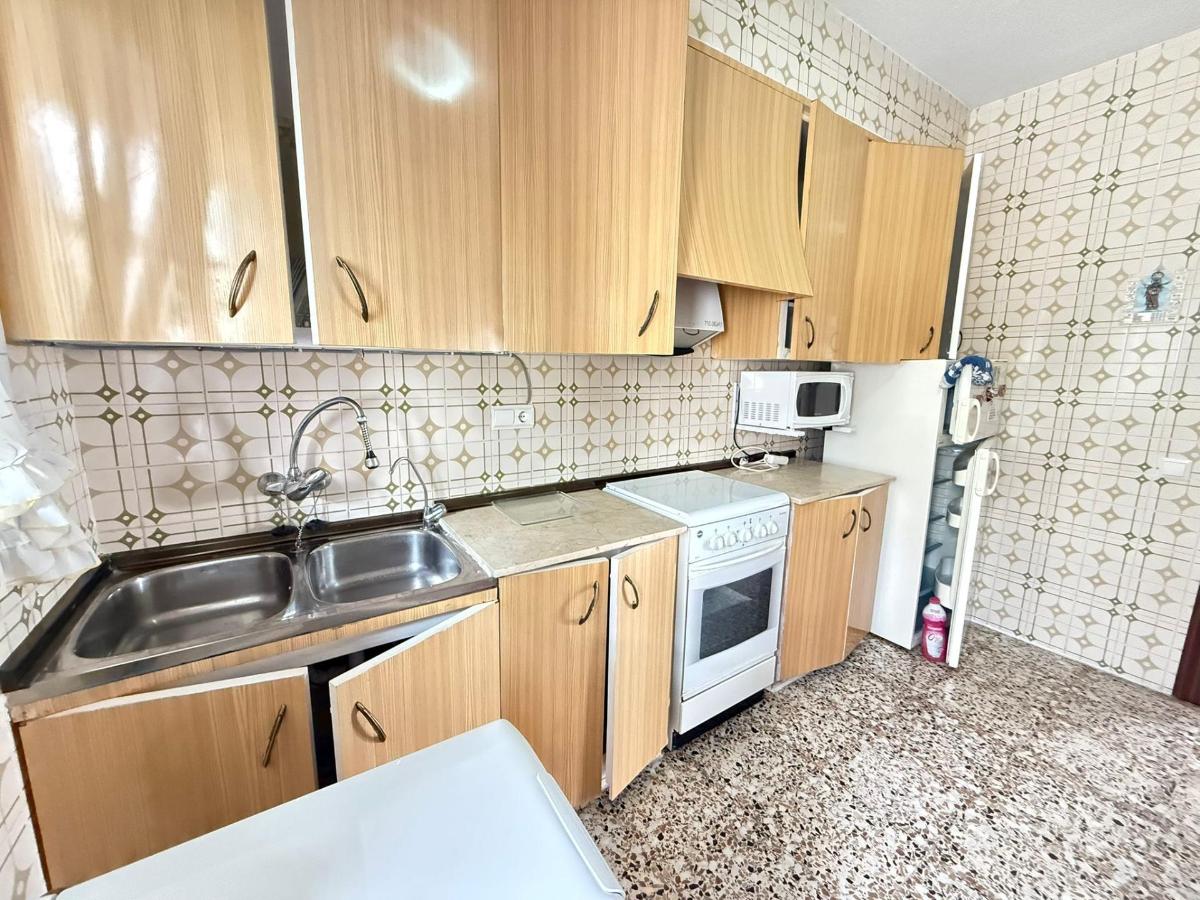 Apartment in Guardamar del Segura, Alicante, Spain 3 bedrooms, 77 sq.m. No. 183744