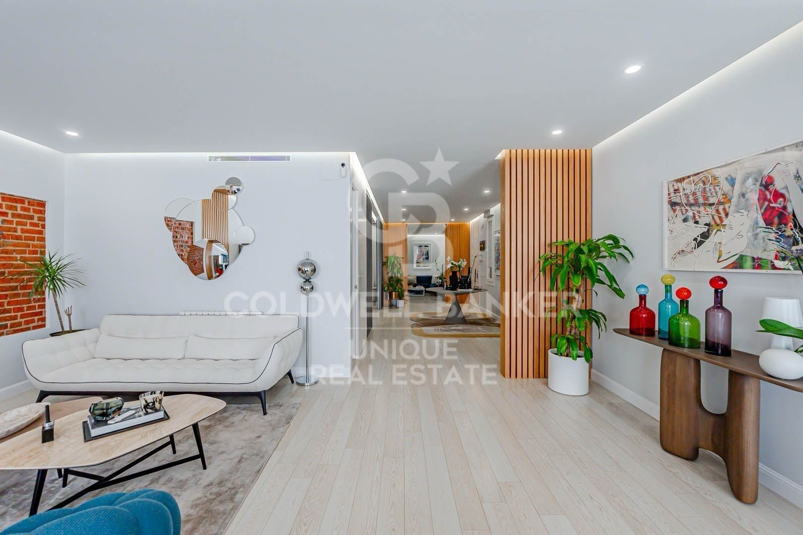 Huoneisto Madrid, Espanja 3 makuuhuonetta, 284 m2 No. 158449