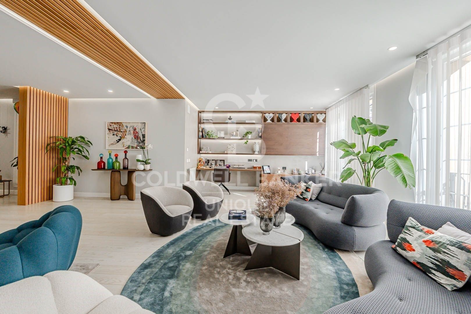Huoneisto Madrid, Espanja 3 makuuhuonetta, 284 m2 No. 158449