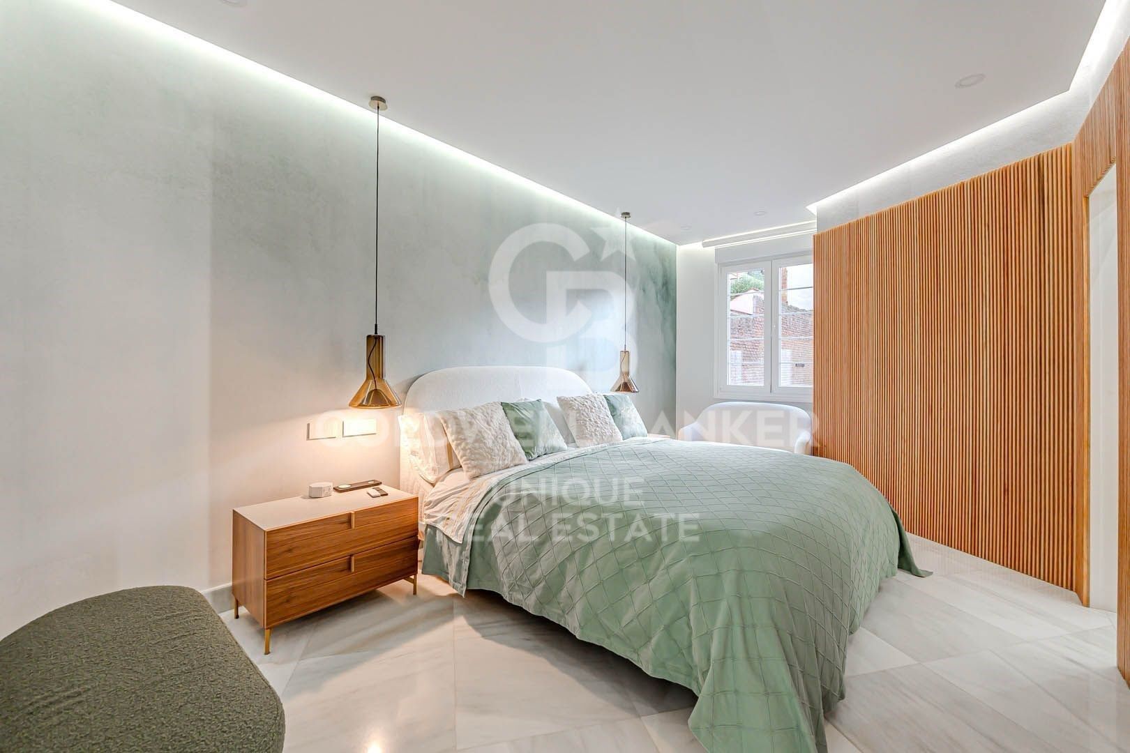 Huoneisto Madrid, Espanja 3 makuuhuonetta, 284 m2 No. 158449