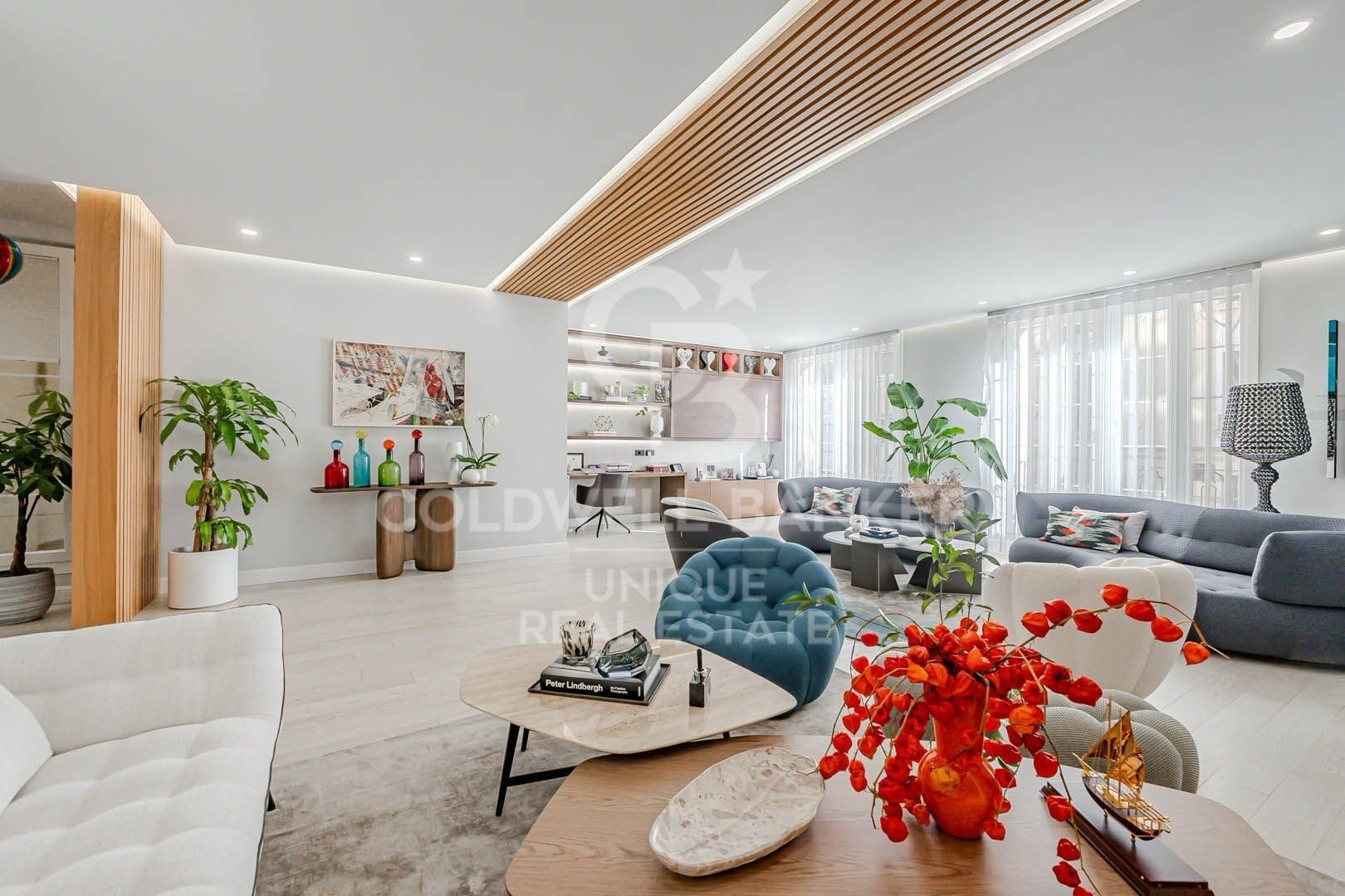 Huoneisto Madrid, Espanja 3 makuuhuonetta, 284 m2 No. 158449
