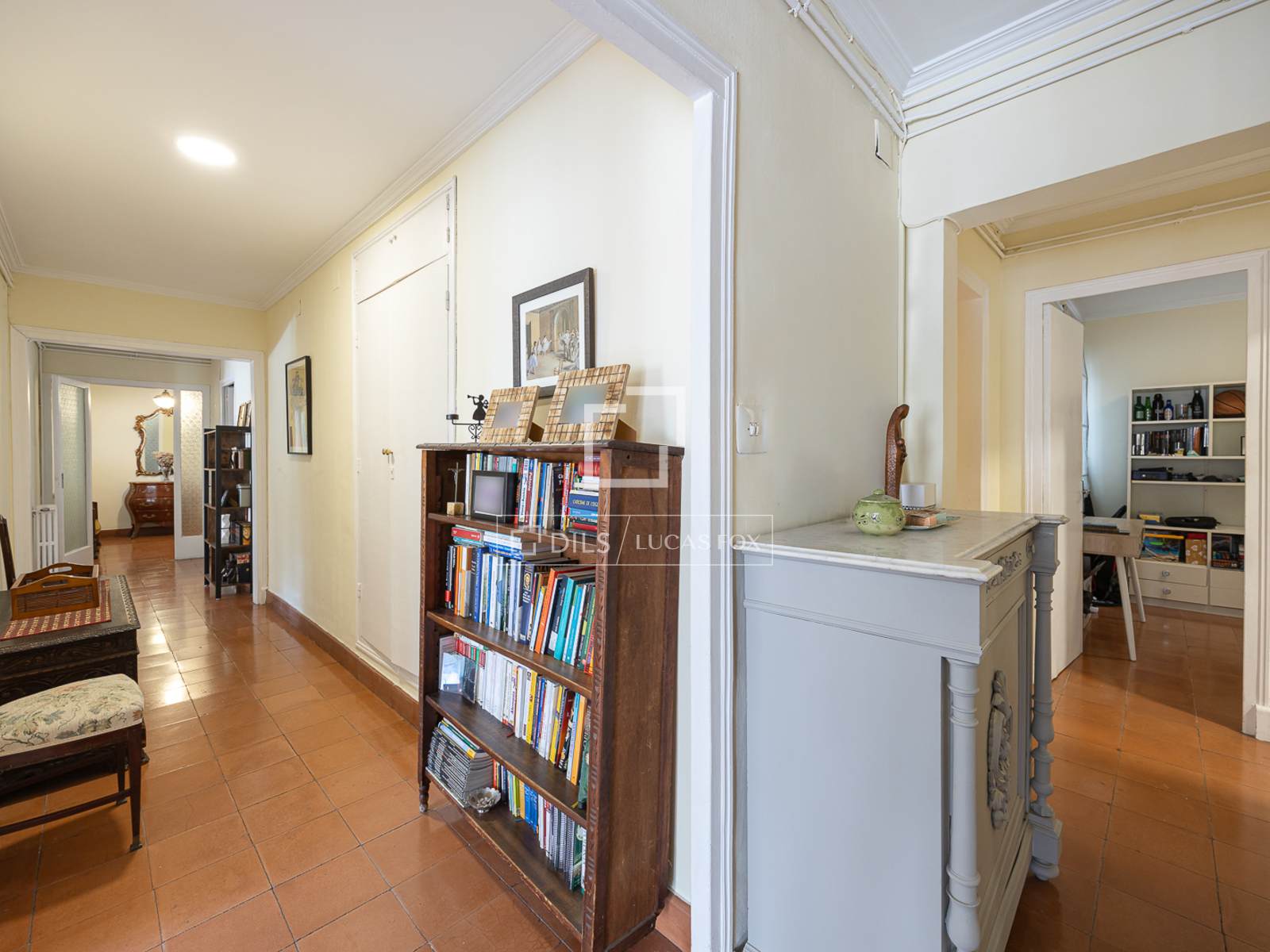 Apartament w Barcelona, Hiszpania 5 sypialni, 161 mkw. nr 192547