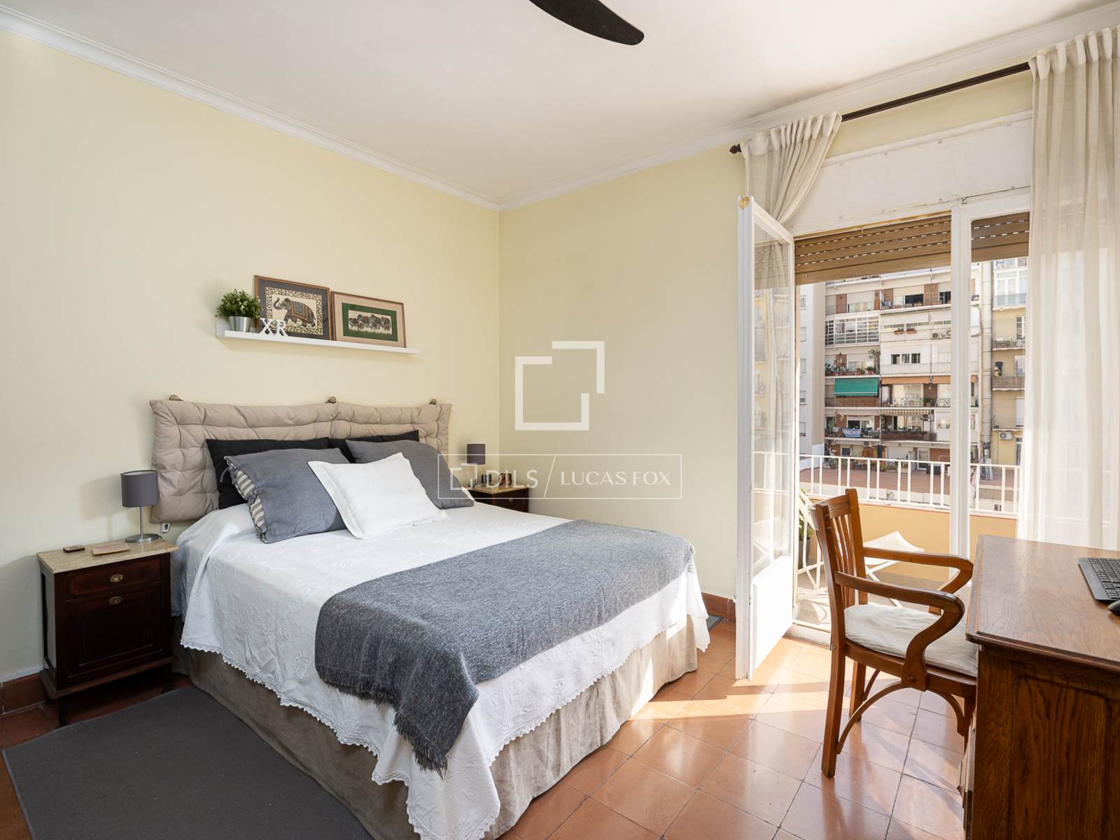 Apartament w Barcelona, Hiszpania 5 sypialni, 161 mkw. nr 192547