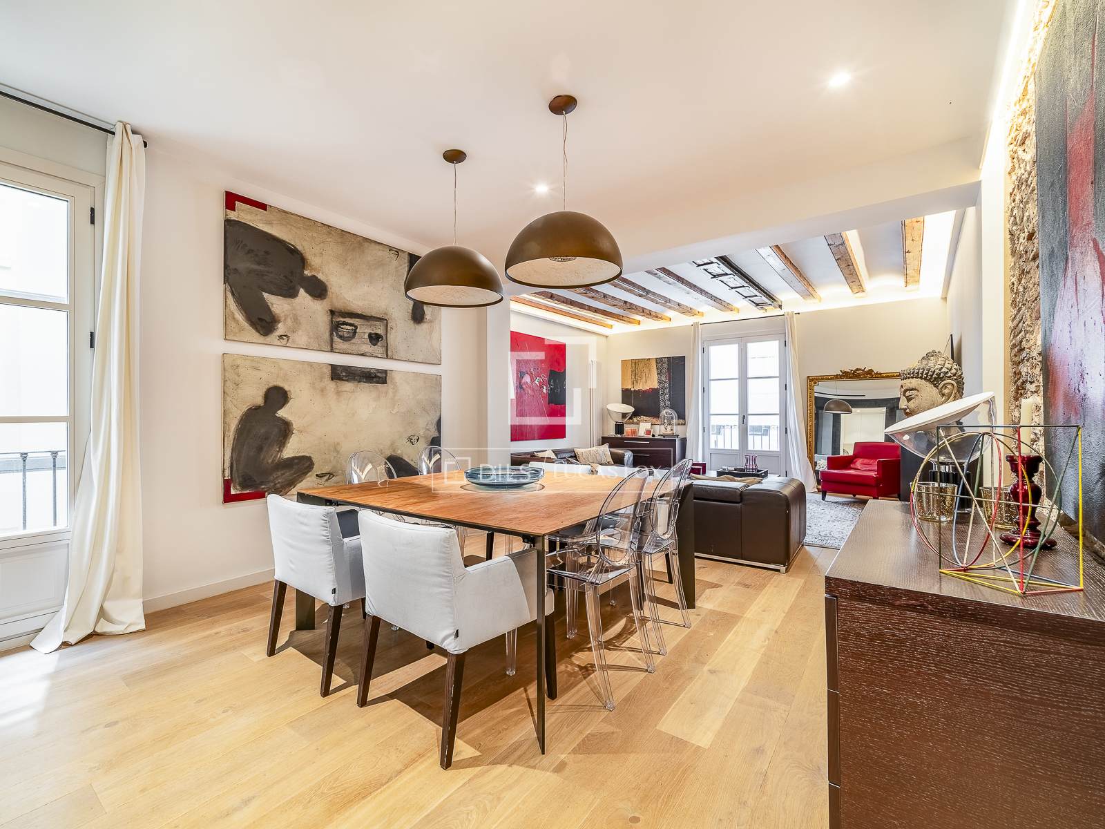Apartment in Barcelona, Spain 3 bedrooms, 156 sq.m. No. 192552