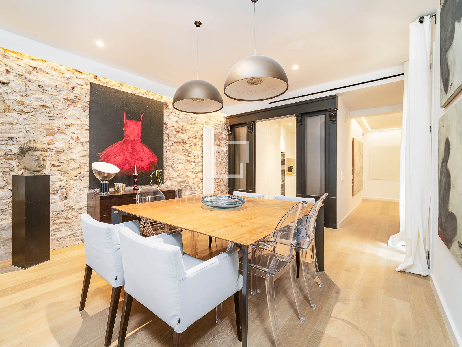 Apartment in Barcelona, Spain 3 bedrooms, 156 sq.m. No. 192552