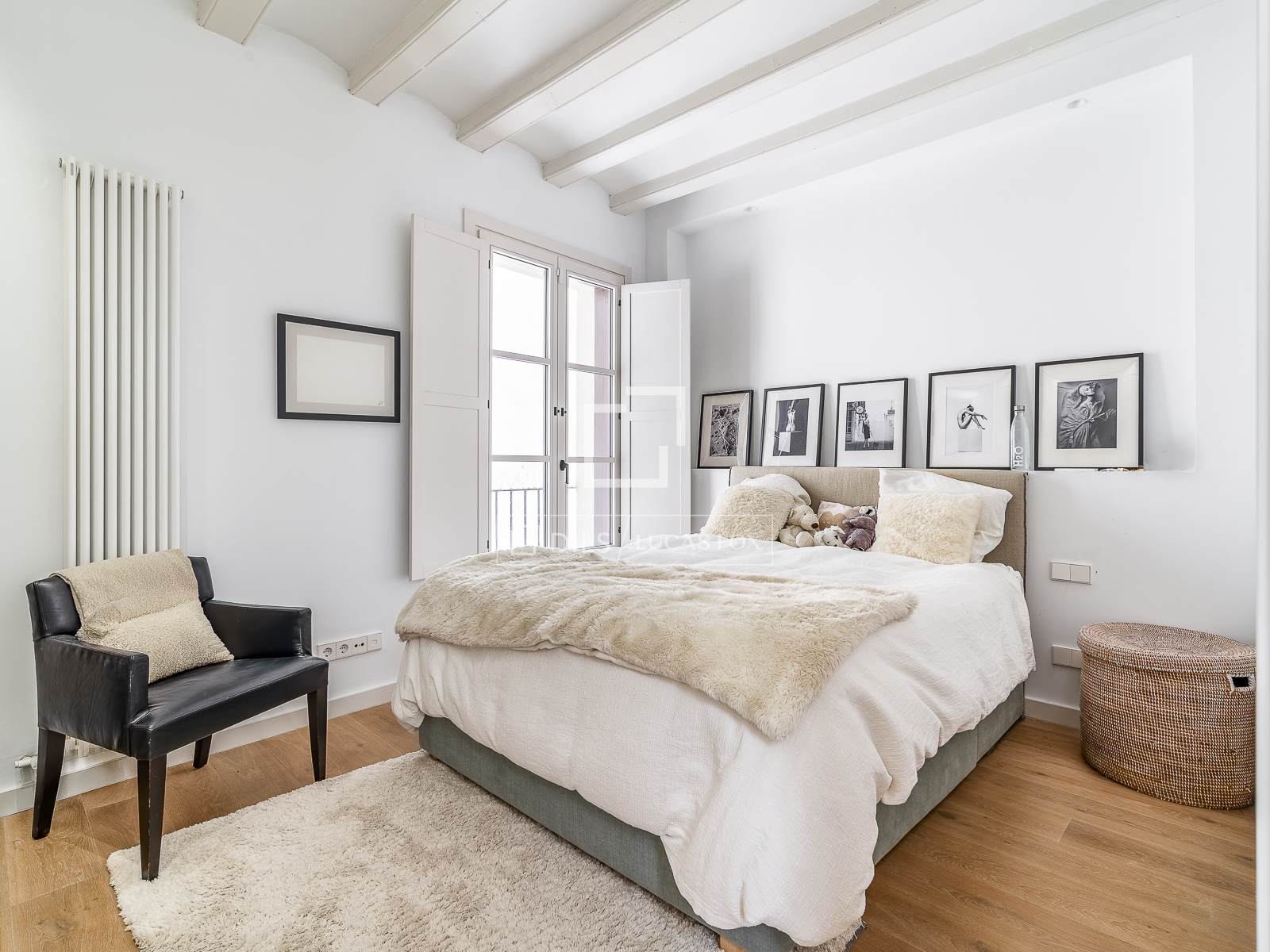 Apartment in Barcelona, Spain 3 bedrooms, 156 sq.m. No. 192552