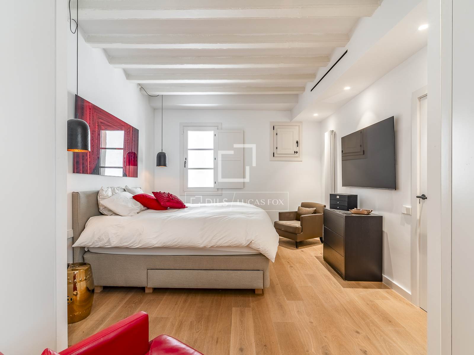 Apartment in Barcelona, Spain 3 bedrooms, 156 sq.m. No. 192552