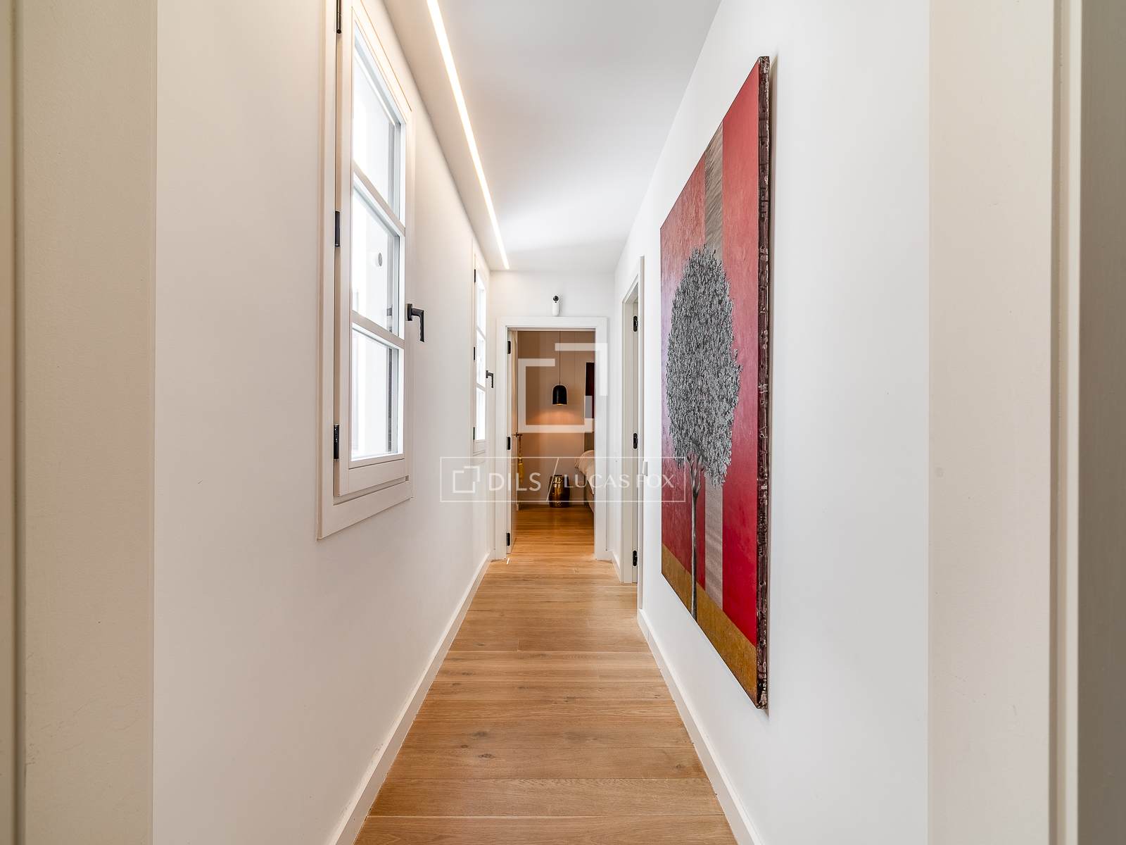 Apartment in Barcelona, Spain 3 bedrooms, 156 sq.m. No. 192552