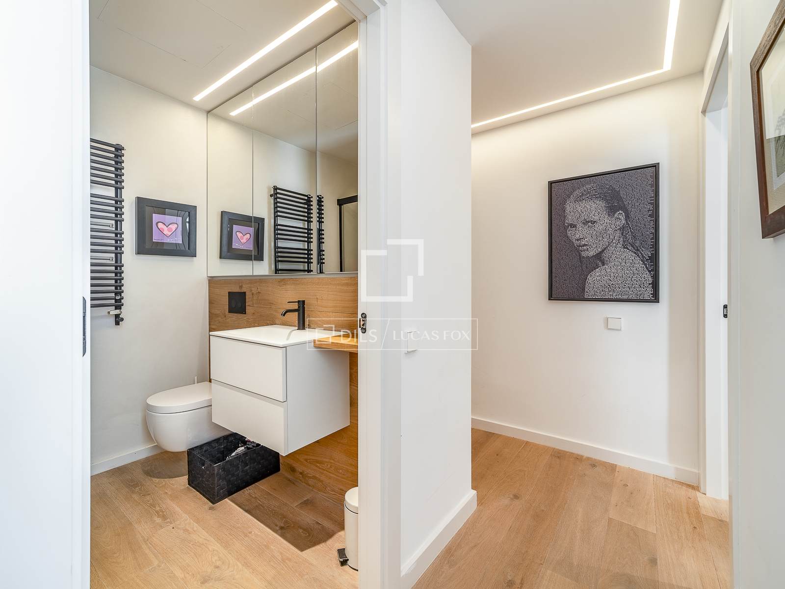 Apartment in Barcelona, Spain 3 bedrooms, 156 sq.m. No. 192552