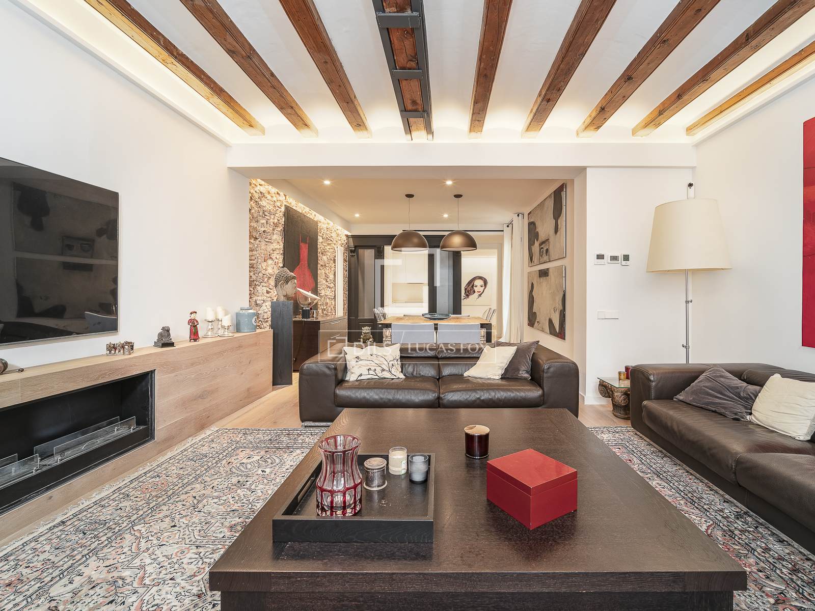 Apartment in Barcelona, Spain 3 bedrooms, 156 sq.m. No. 192552