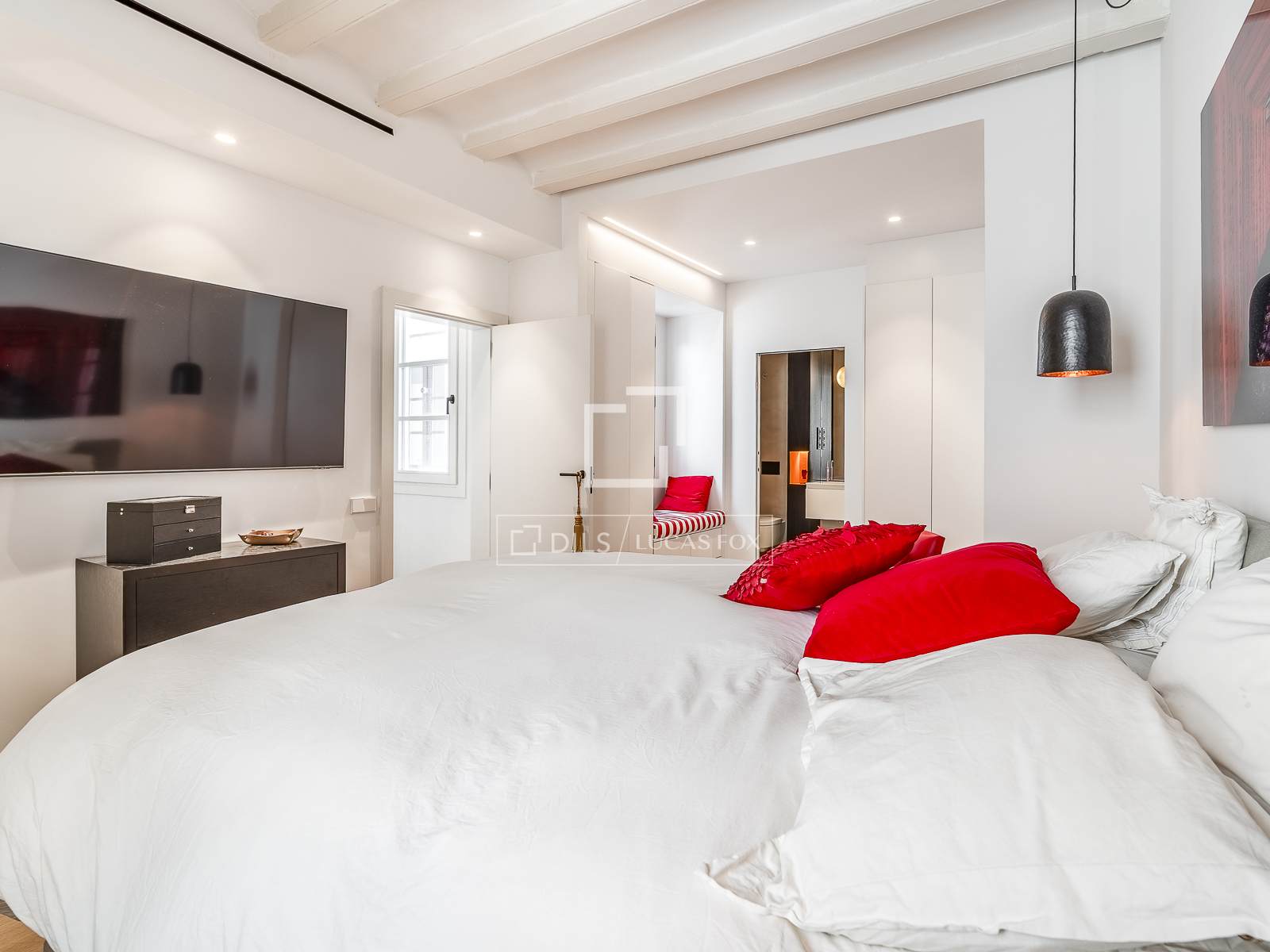 Apartment in Barcelona, Spain 3 bedrooms, 156 sq.m. No. 192552