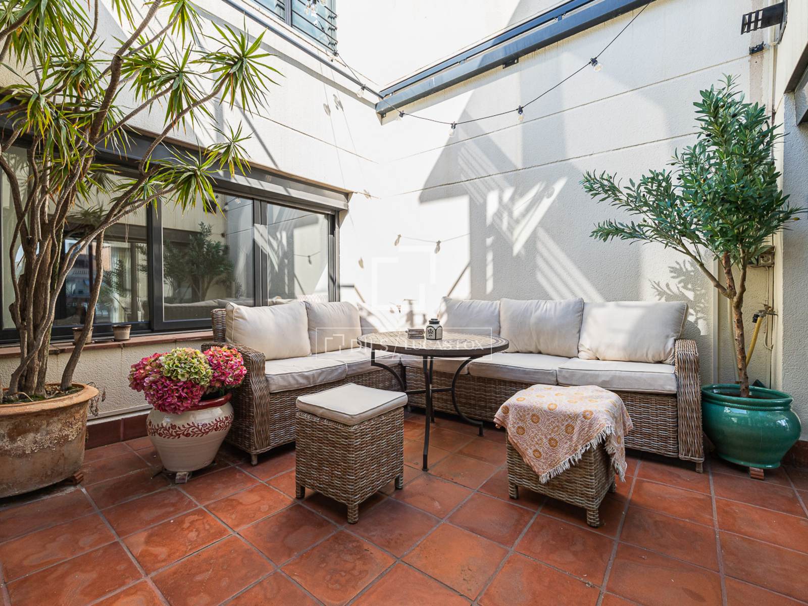 Penthouse in Barcelona, Spain 2 bedrooms, 84 sq.m. No. 192549