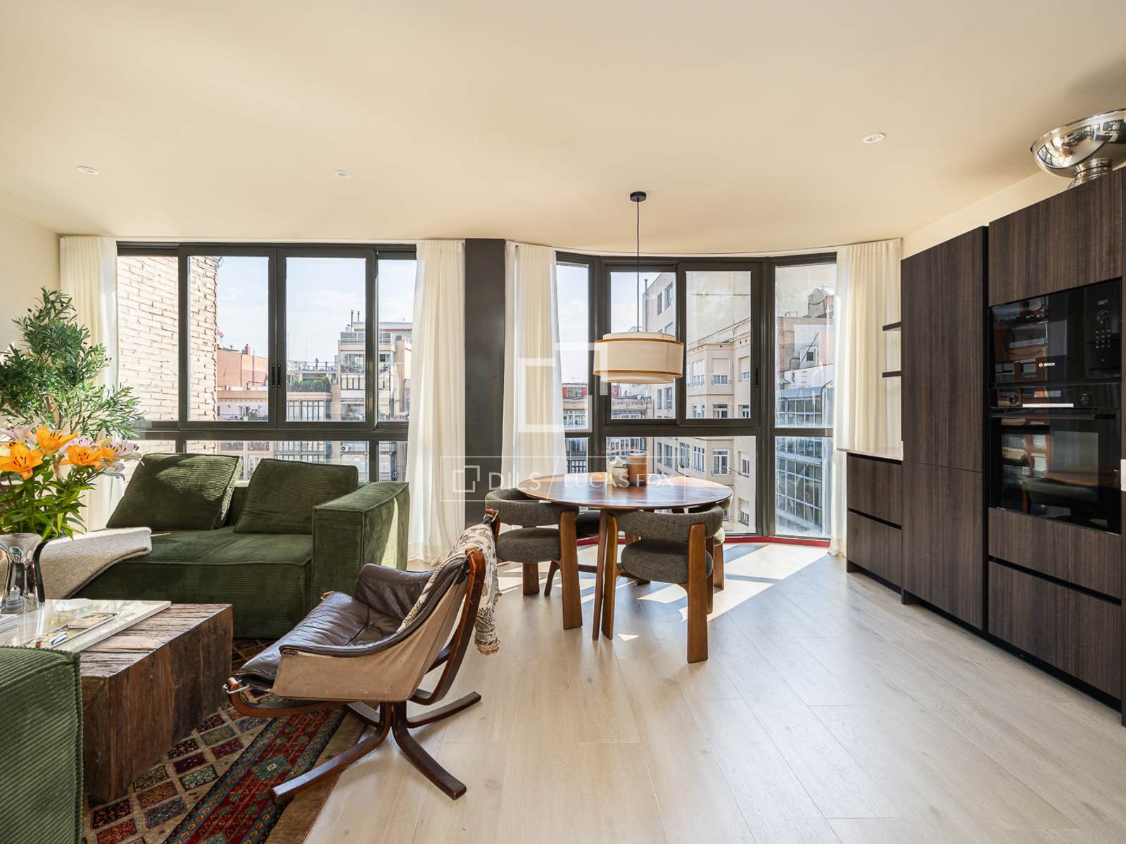 Penthouse in Barcelona, Spain 2 bedrooms, 84 sq.m. No. 192549