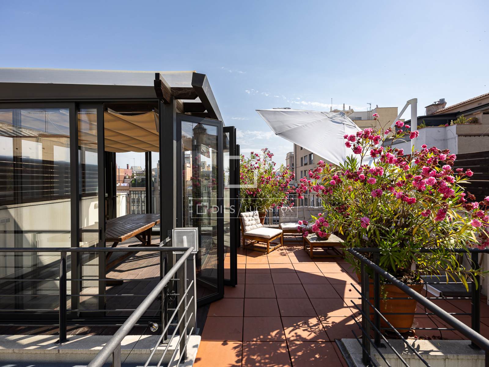 Penthouse in Barcelona, Spain 2 bedrooms, 84 sq.m. No. 192549
