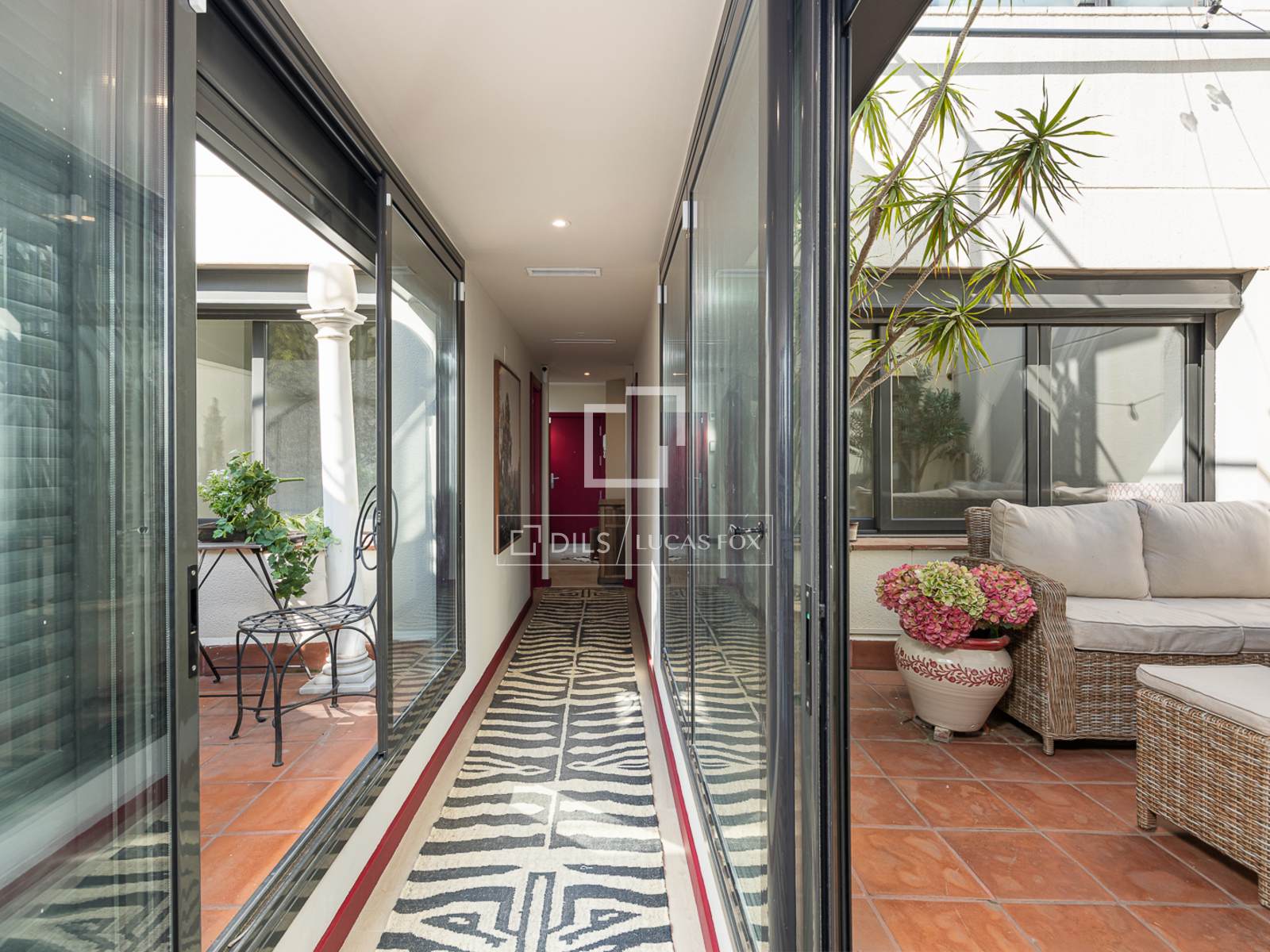 Penthouse in Barcelona, Spain 2 bedrooms, 84 sq.m. No. 192549