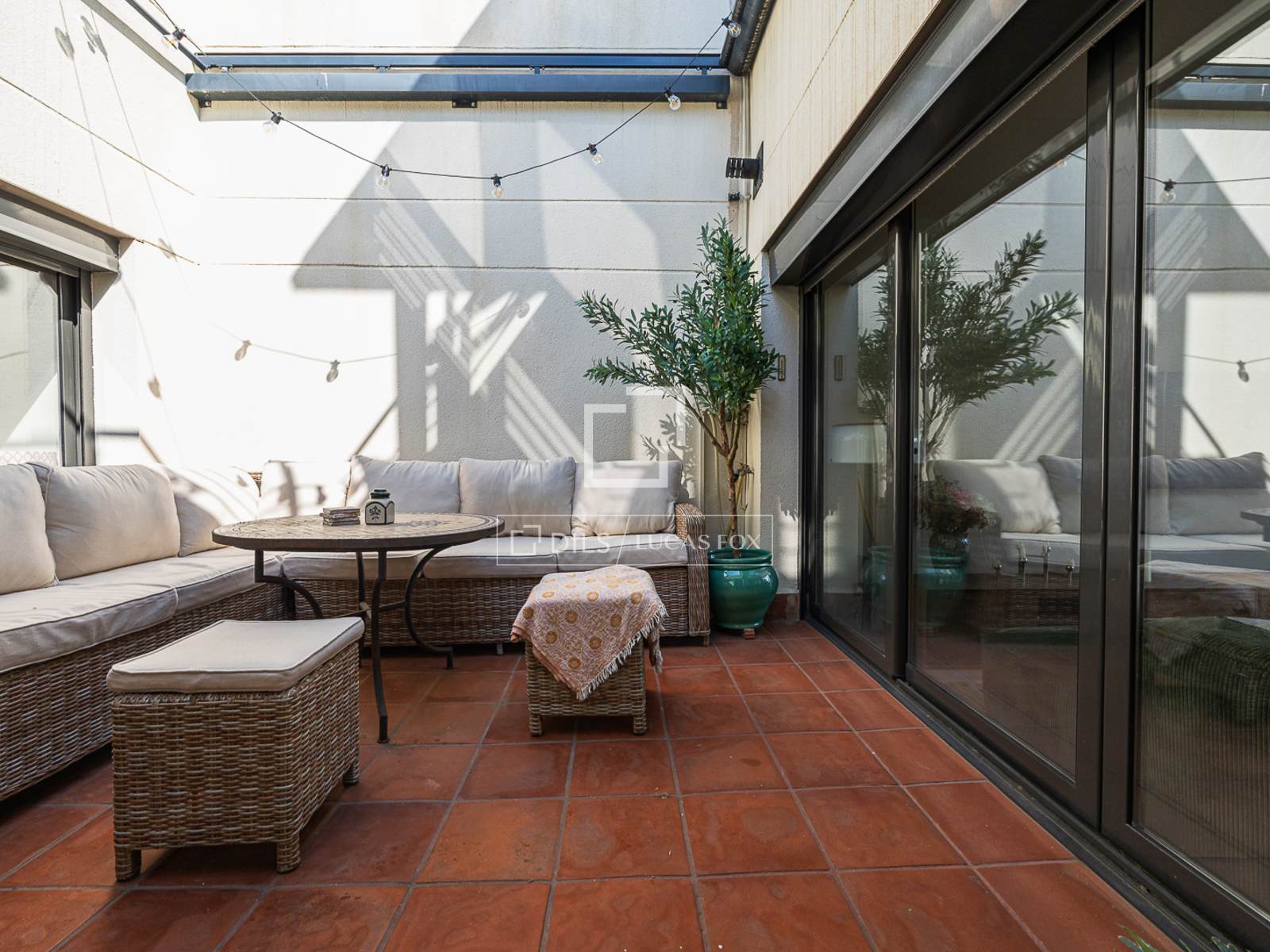 Penthouse in Barcelona, Spain 2 bedrooms, 84 sq.m. No. 192549