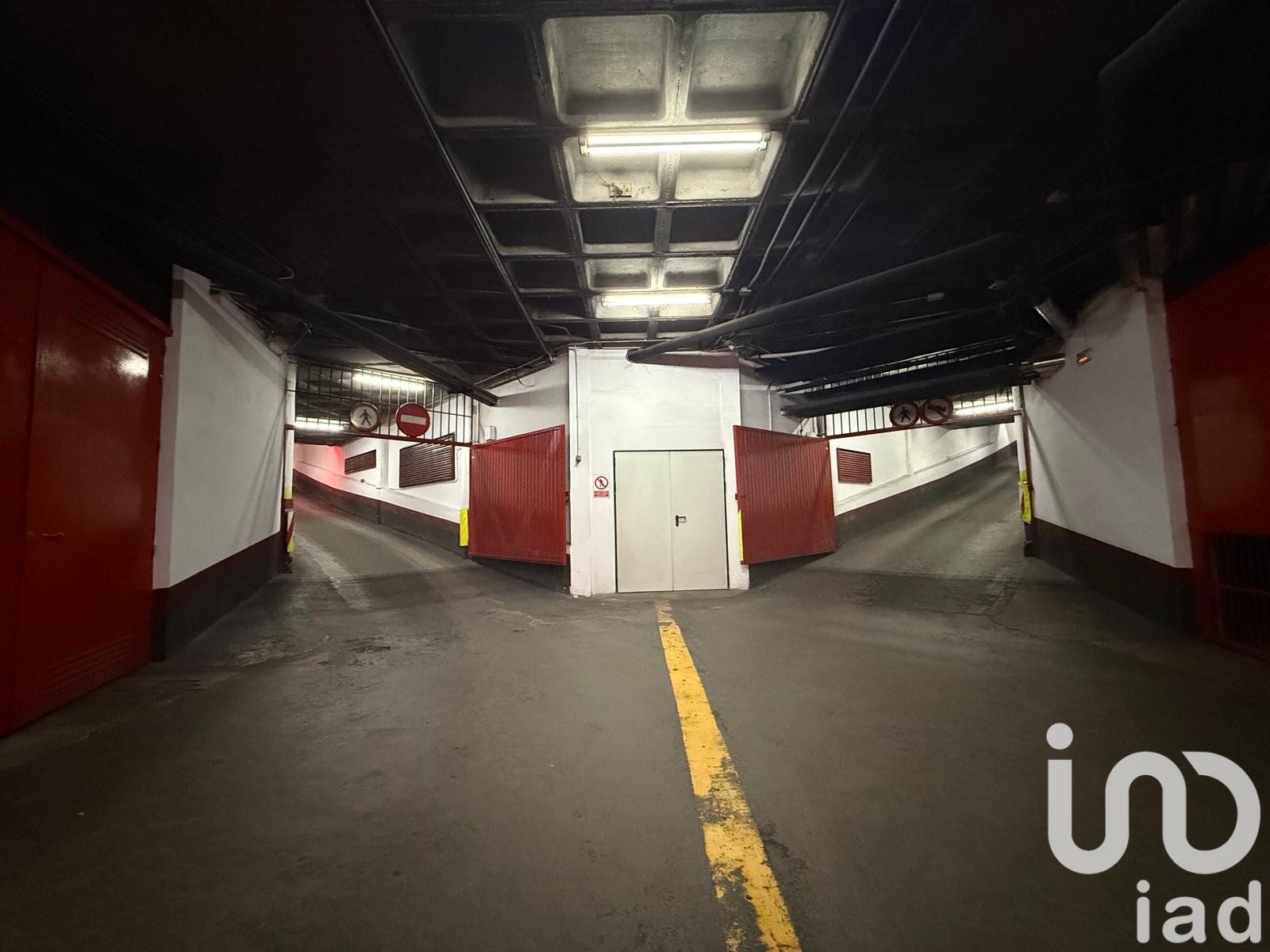 Garage à Leon, Espagne 12 m2 No. 185858