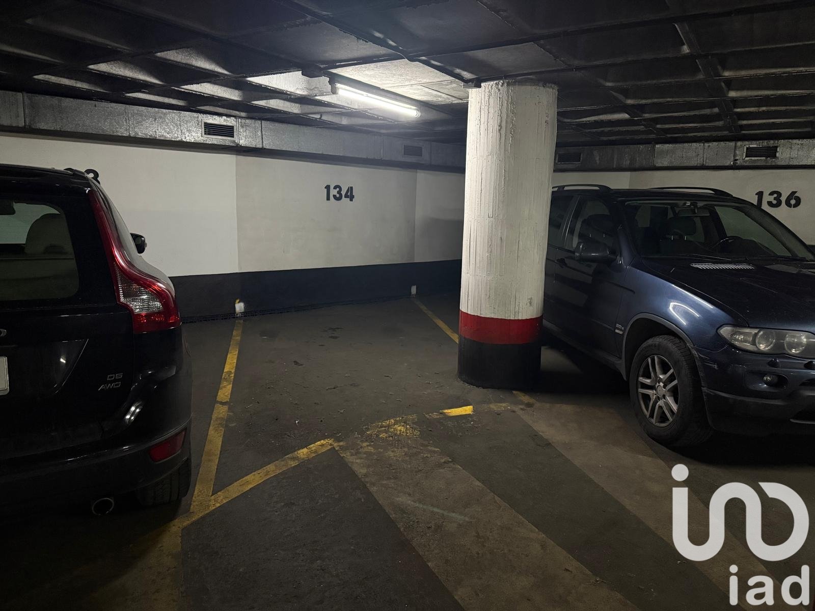 Garage à Leon, Espagne 12 m2 No. 185858
