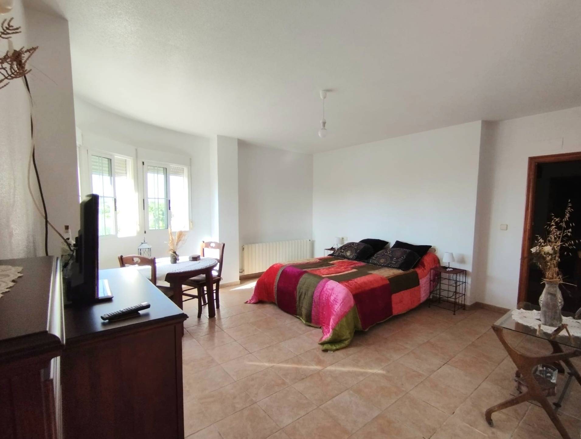 Huoneisto Torrevieja, Alicante, Espanja 6 makuuhuonetta, 338 m2 No. 165725