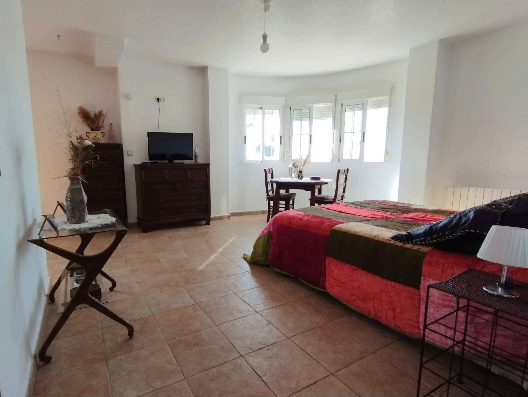 Huoneisto Torrevieja, Alicante, Espanja 6 makuuhuonetta, 338 m2 No. 165725
