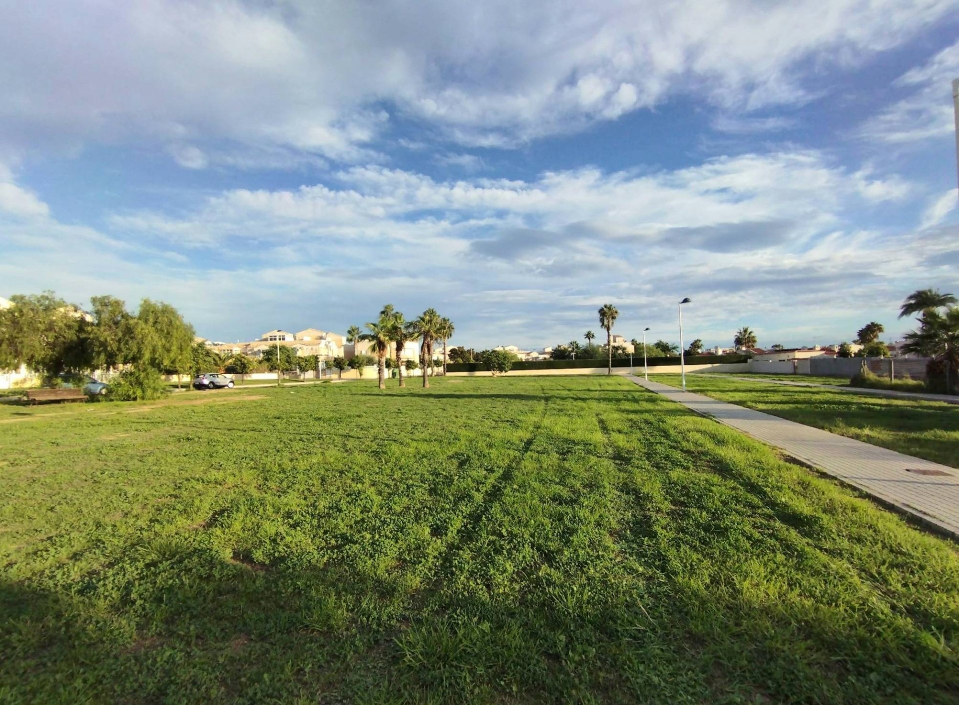Huoneisto Torrevieja, Alicante, Espanja 6 makuuhuonetta, 338 m2 No. 165725
