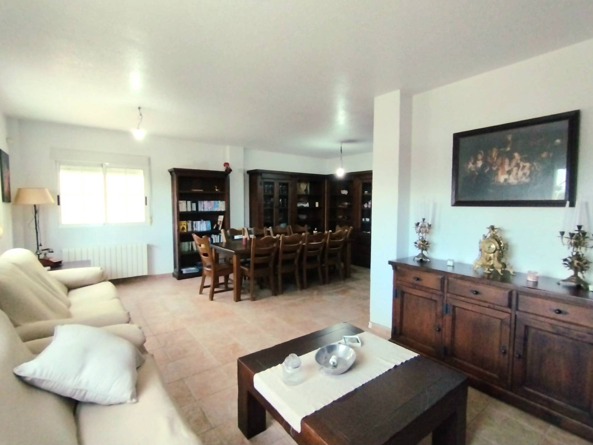 Huoneisto Torrevieja, Alicante, Espanja 6 makuuhuonetta, 338 m2 No. 165725