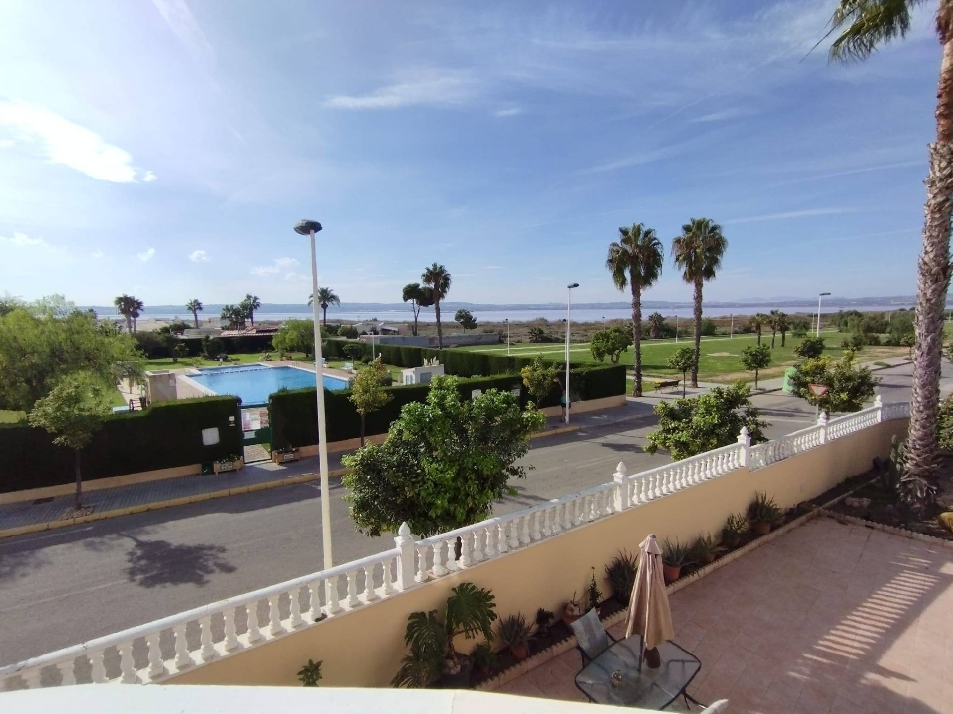 Huoneisto Torrevieja, Alicante, Espanja 6 makuuhuonetta, 338 m2 No. 165725