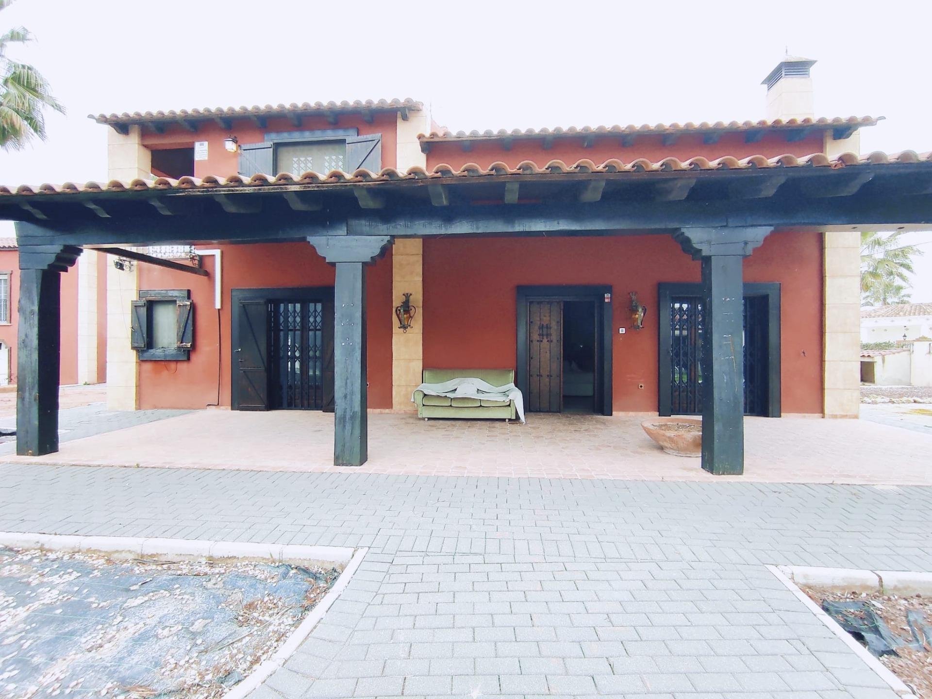 Villa à Catral, Alicante, Espagne 4 chambres, 141 m2 No. 79843